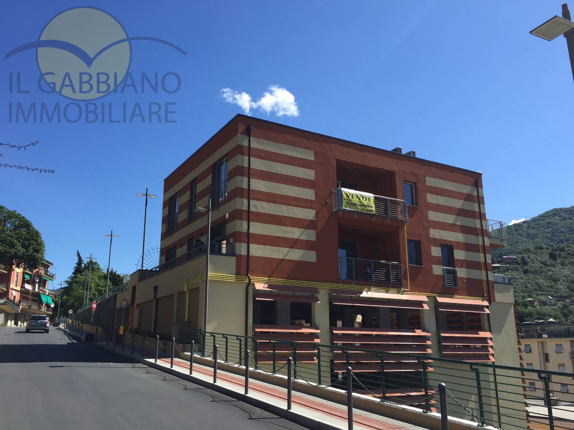 Box auto in vendita a Recco, Megli