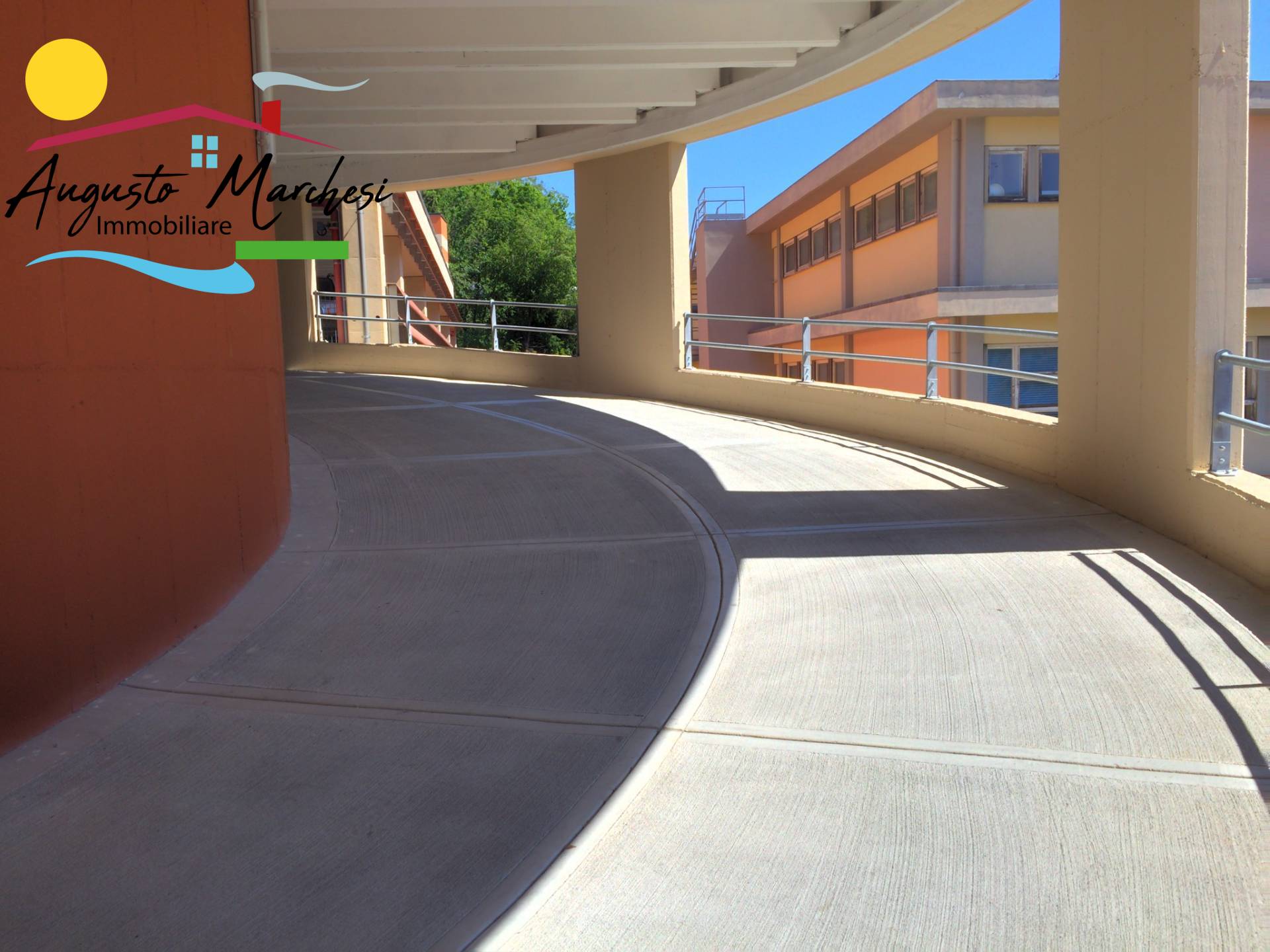 Box auto in vendita a Recco, Megli