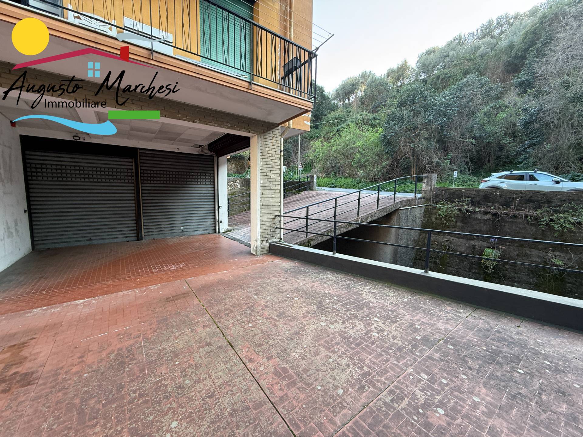 Box auto in affitto a Recco