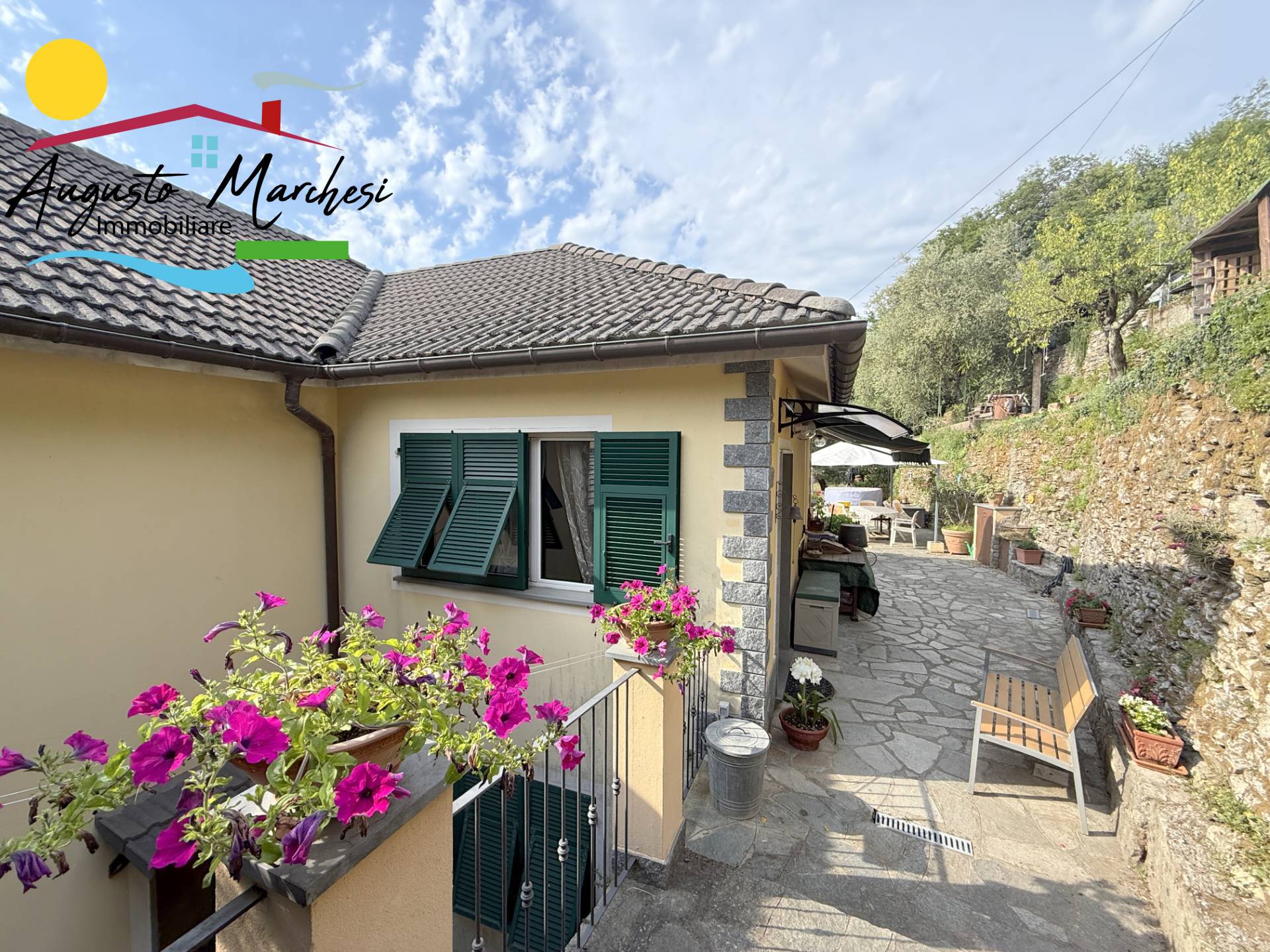 Villino in vendita a Avegno