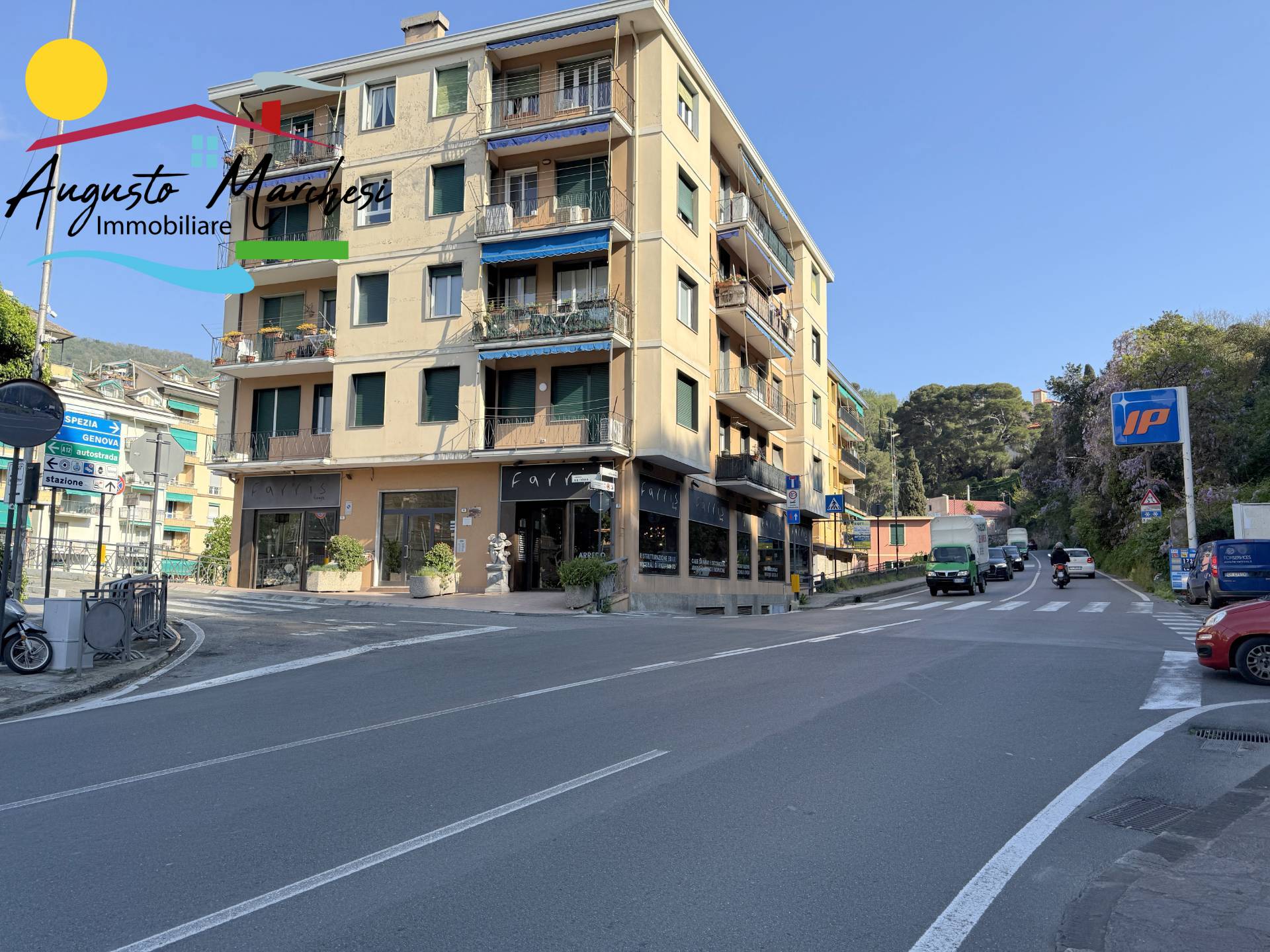 Appartamento in vendita a Recco, Centrale
