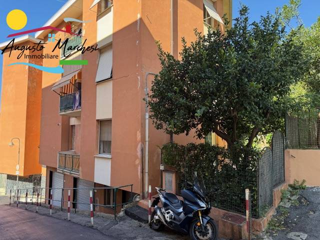 Appartamento in affitto a Recco, centrale