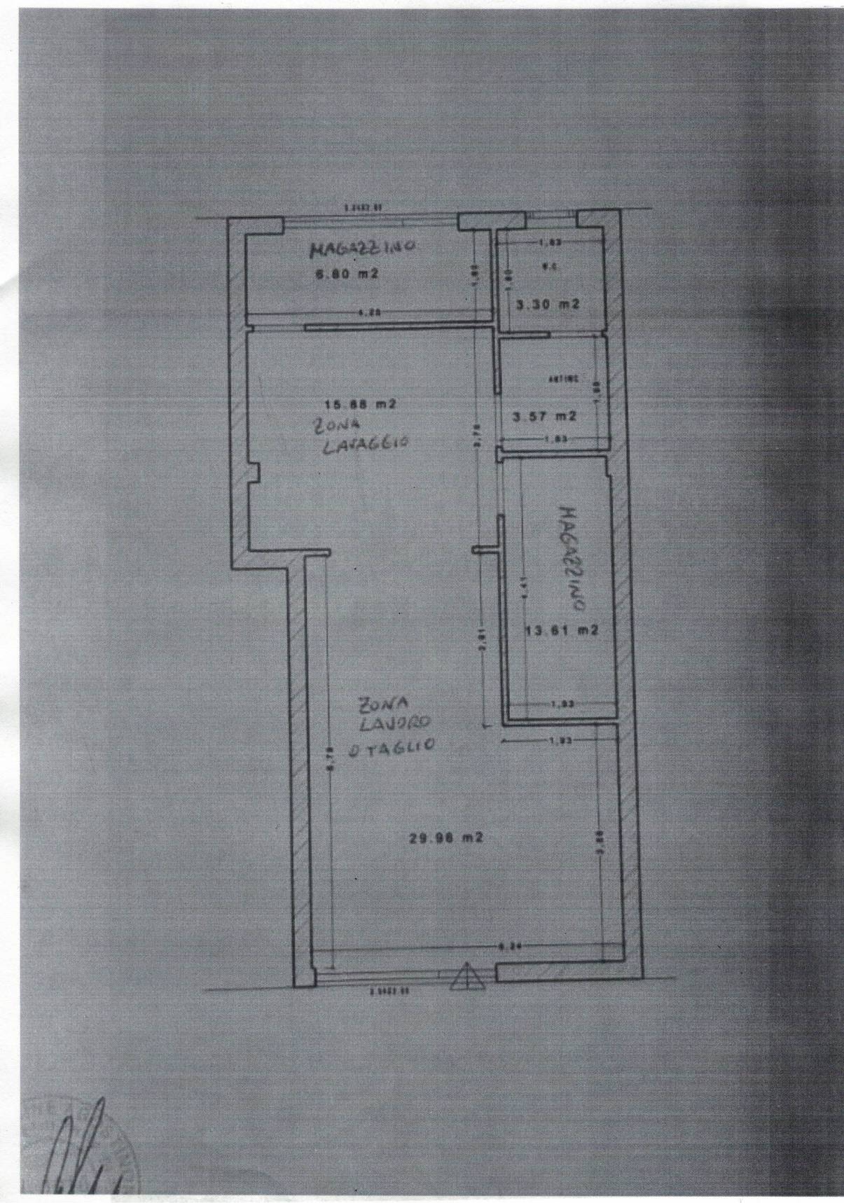 Locale commerciale in vendita a Montesilvano