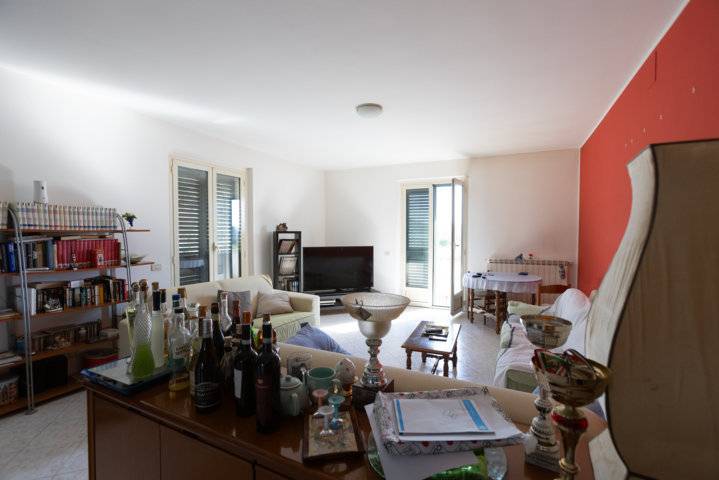 Casa singola in vendita a Cappelle sul Tavo