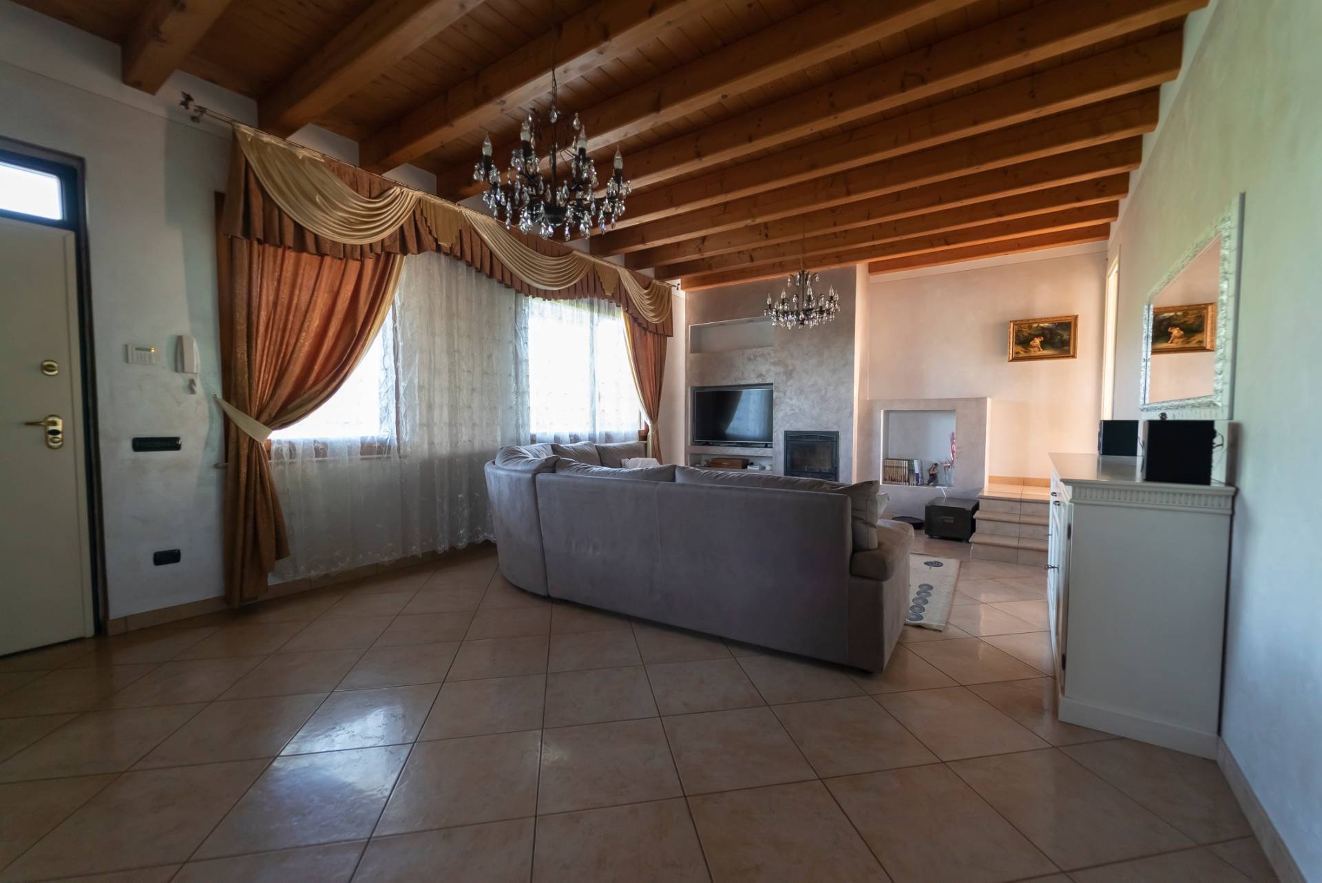 Villa singola in vendita a Lonato del Garda