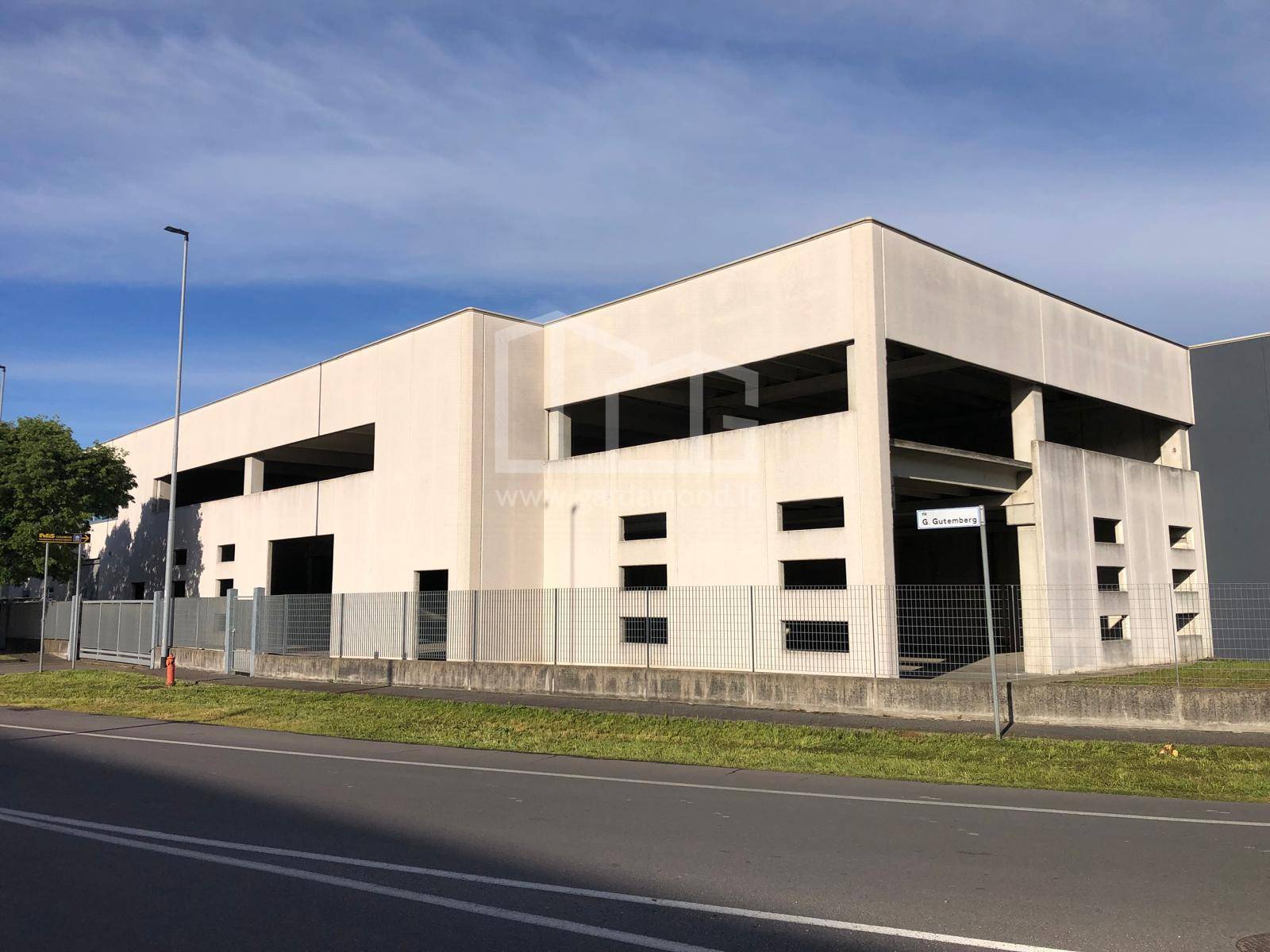 Capannone Industriale in vendita a Poncarale