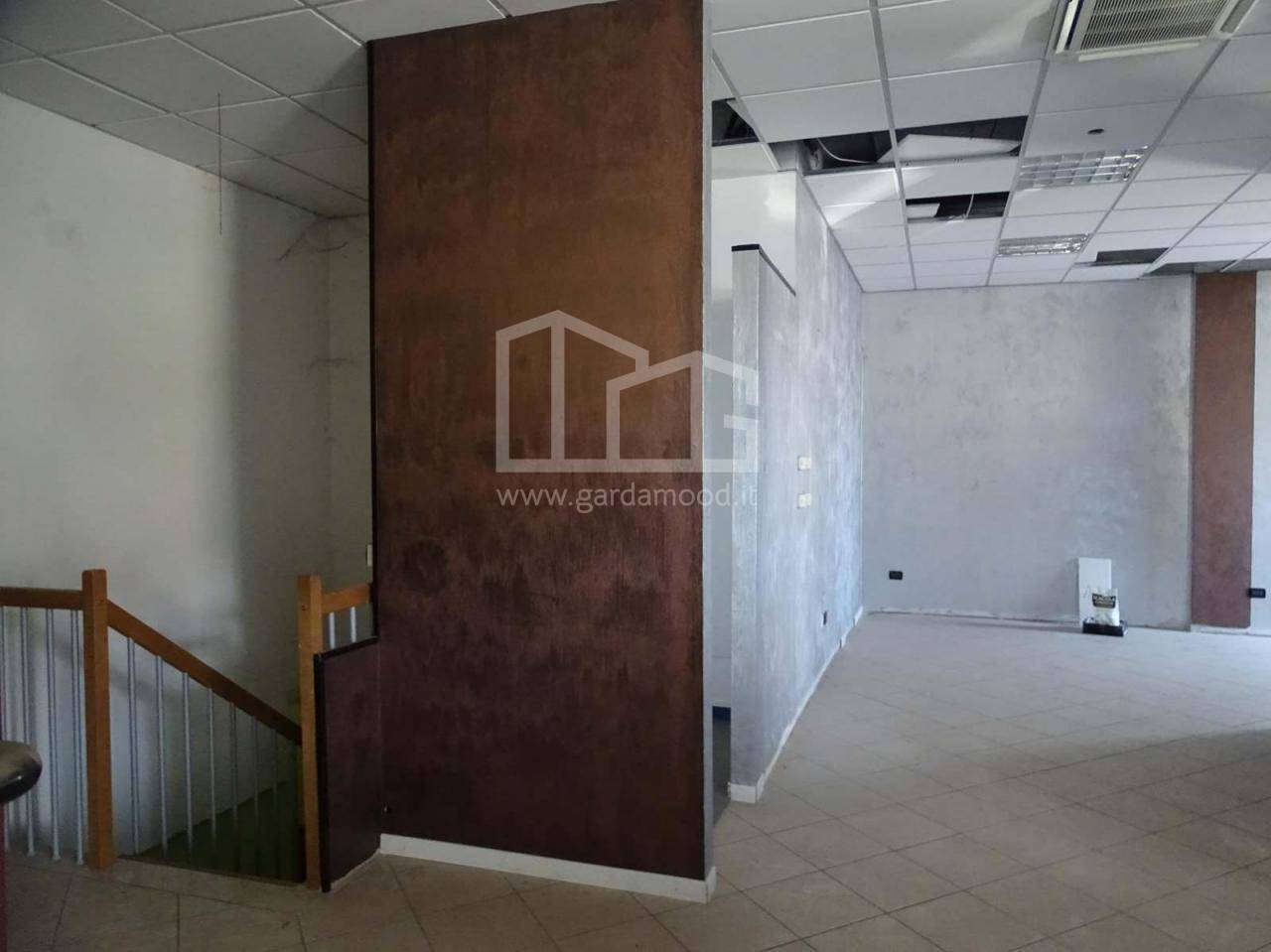 Locale commerciale in vendita a Borgosatollo