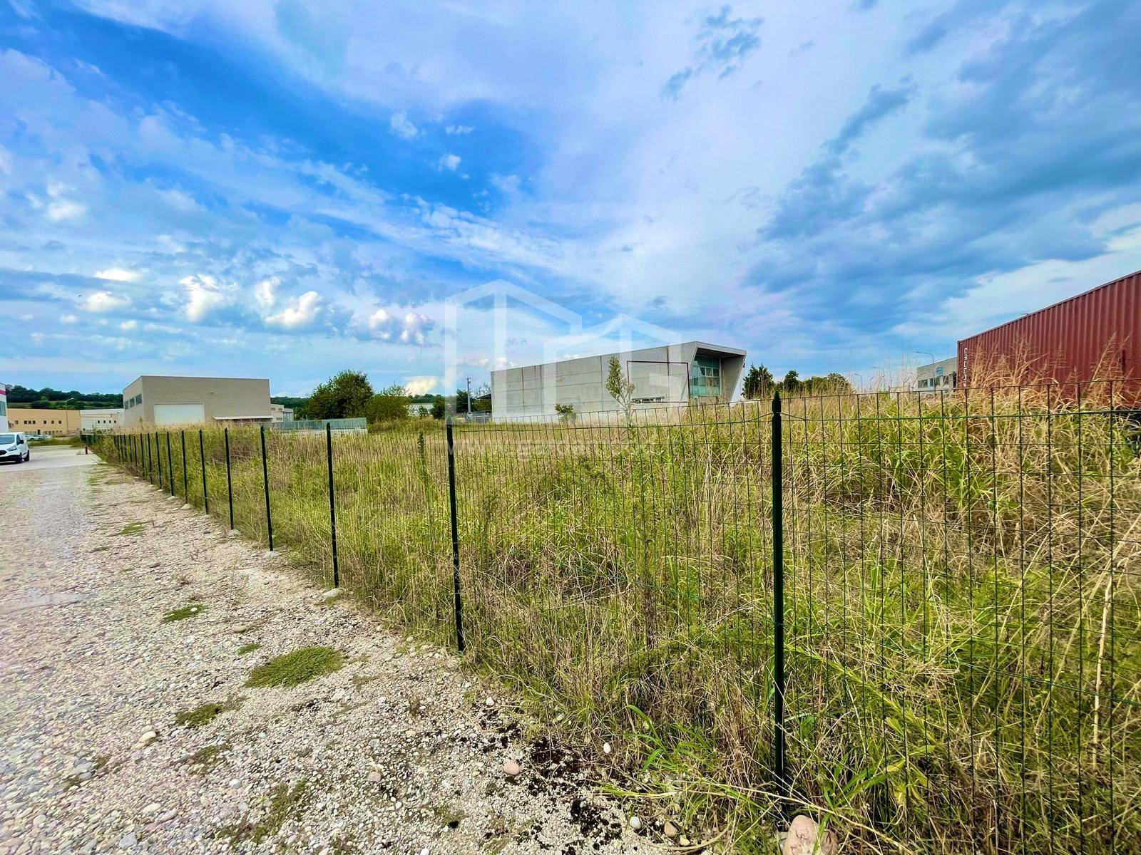 Terreno edificabile in vendita a Volta Mantovana