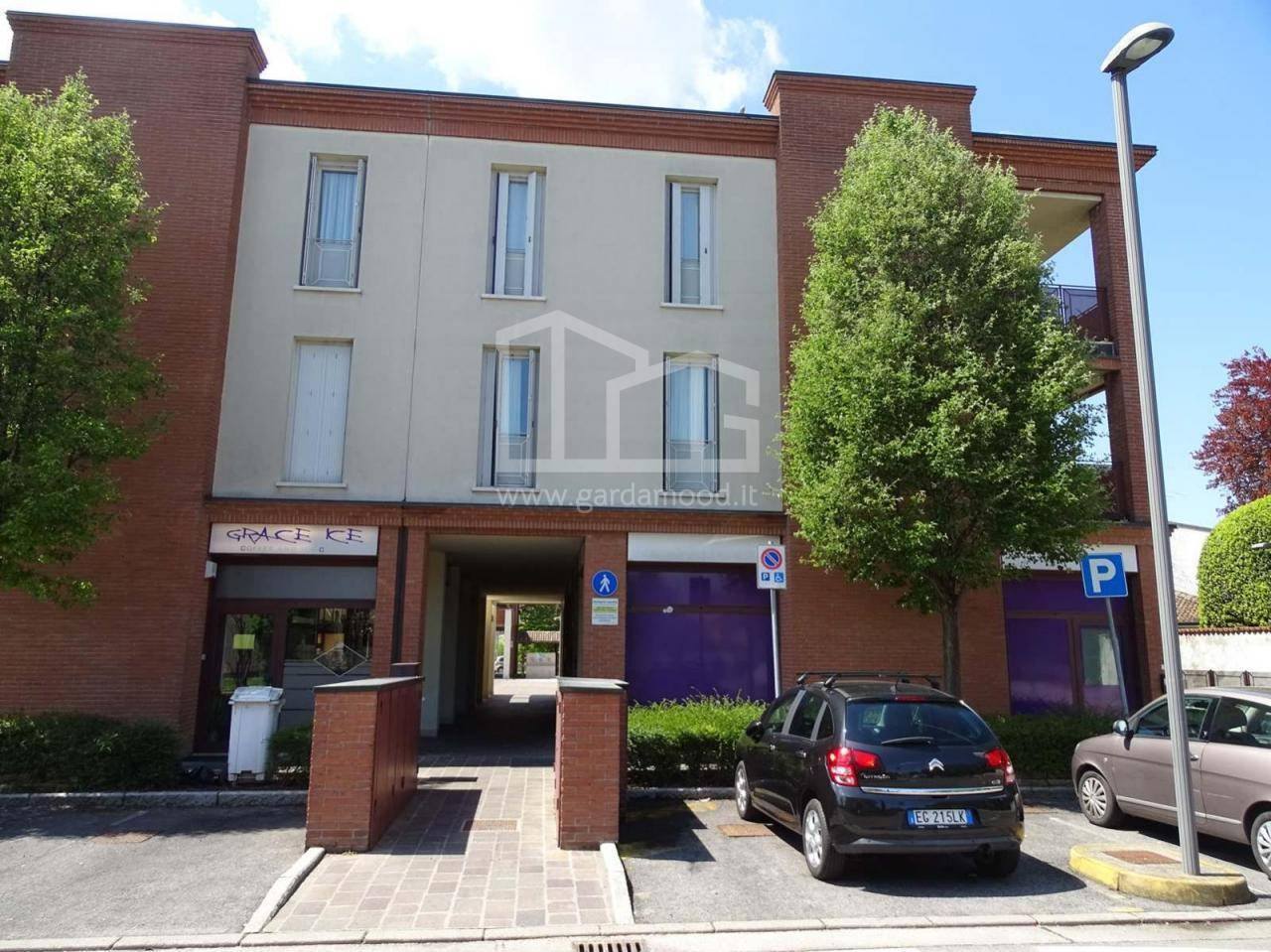 Locale commerciale in vendita a Borgosatollo