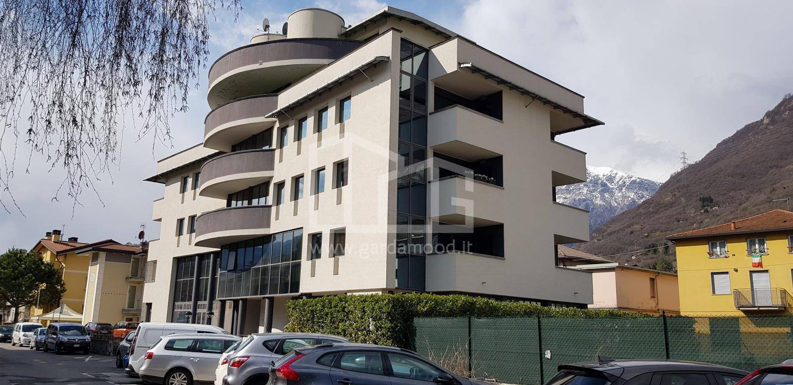 Ufficio in vendita a Darfo Boario Terme