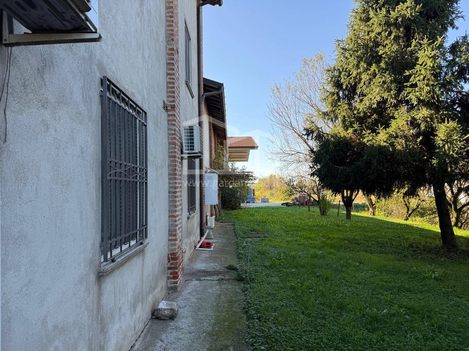 Casa Semindipendente in vendita a Bagnolo Mella