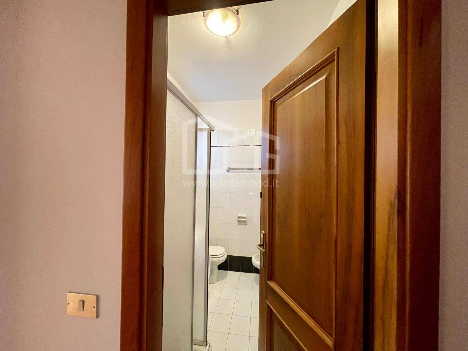 Appartamento in vendita a Desenzano del Garda, Rivoltella del Garda