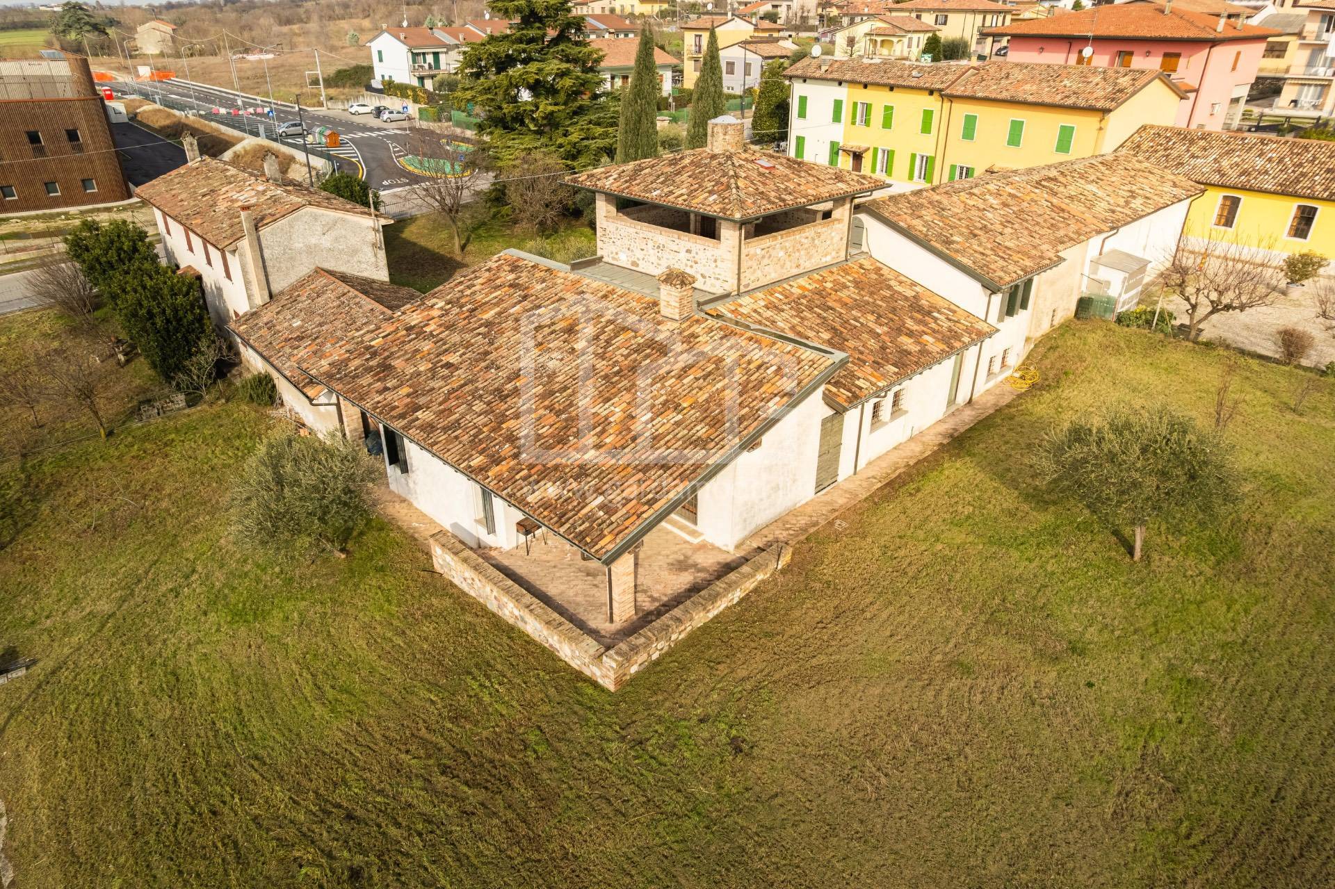 Villa in vendita a Cavriana
