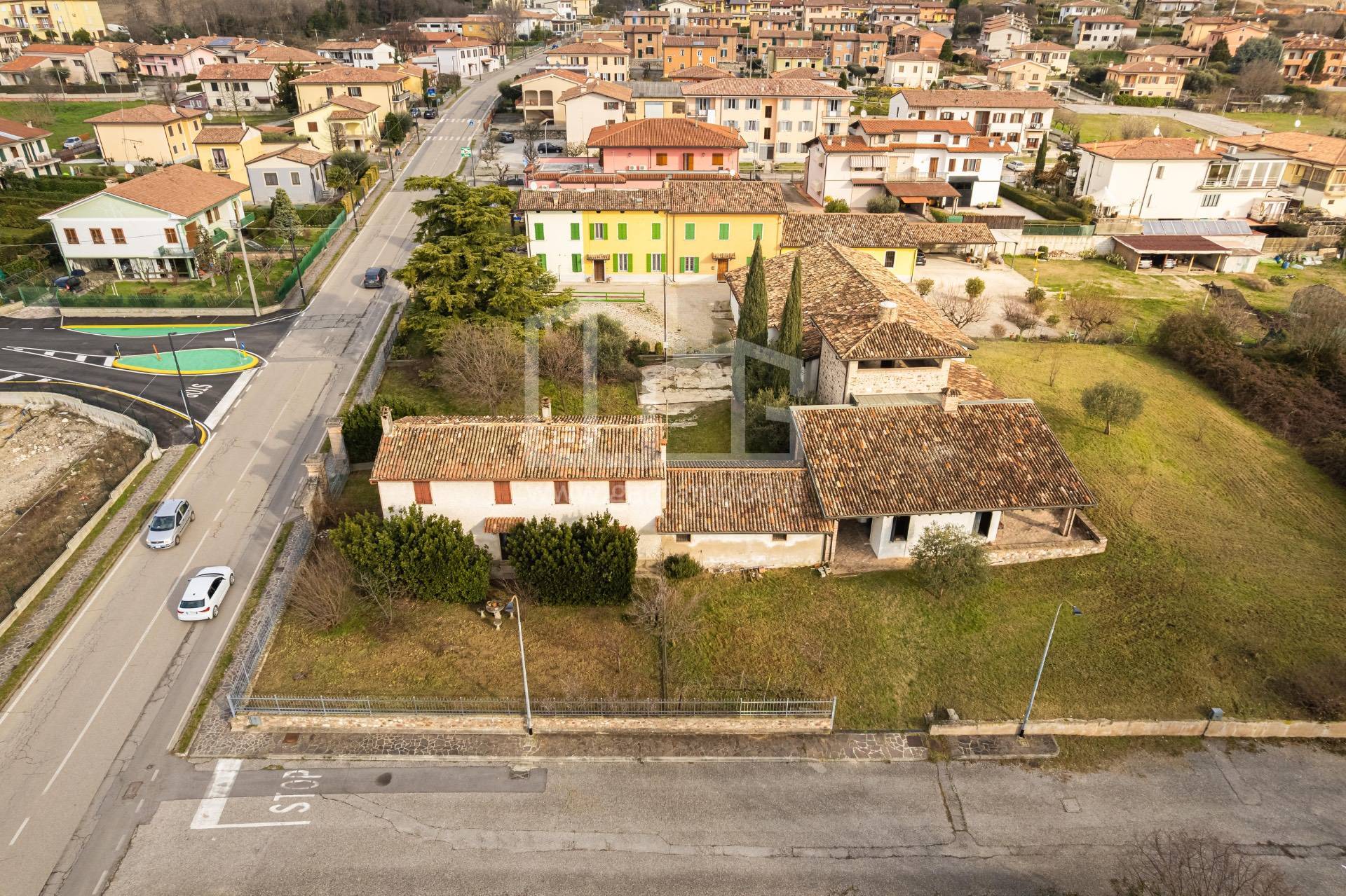 Villa in vendita a Cavriana