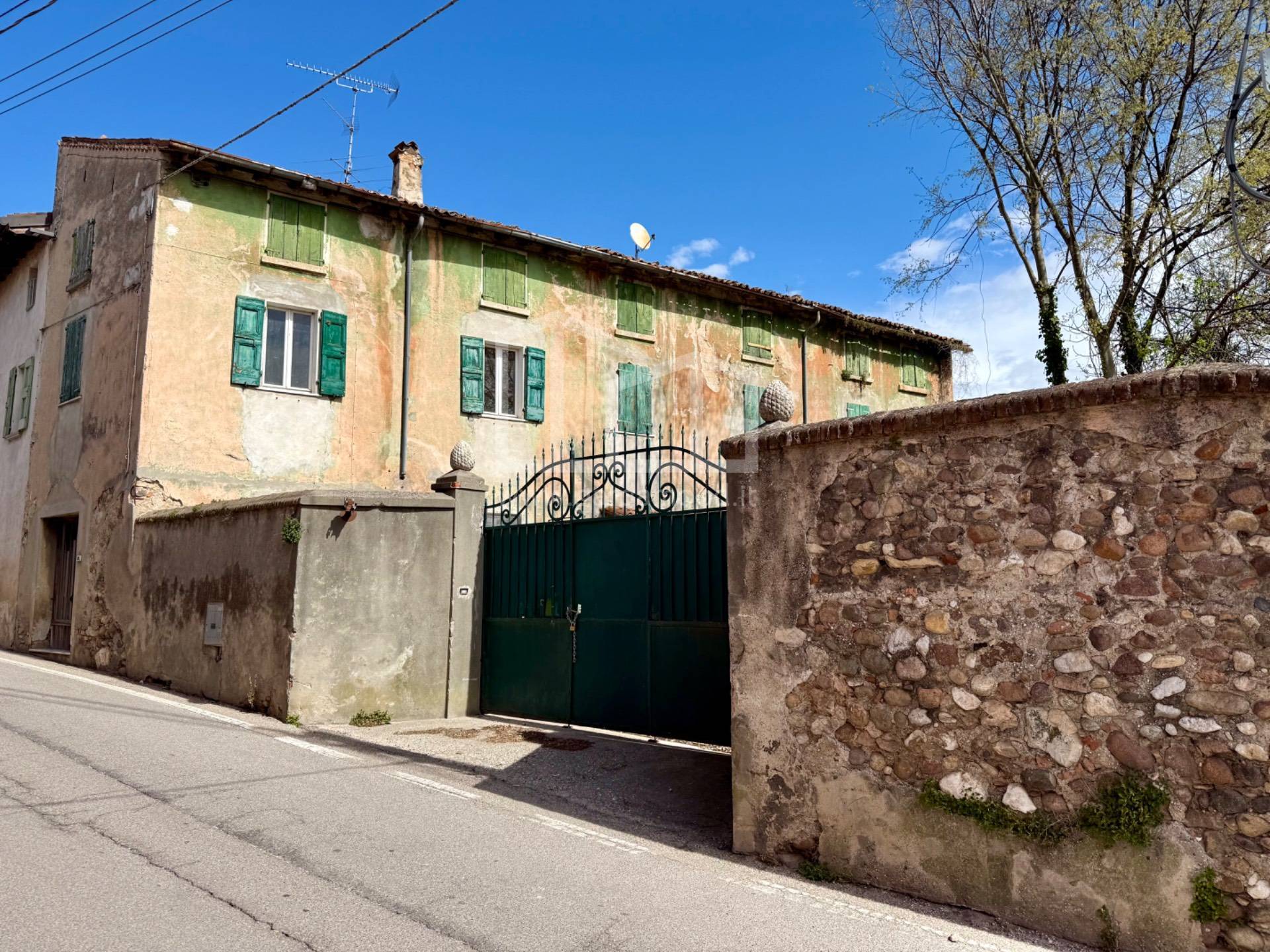 Cascina/Casale in vendita a Cavriana