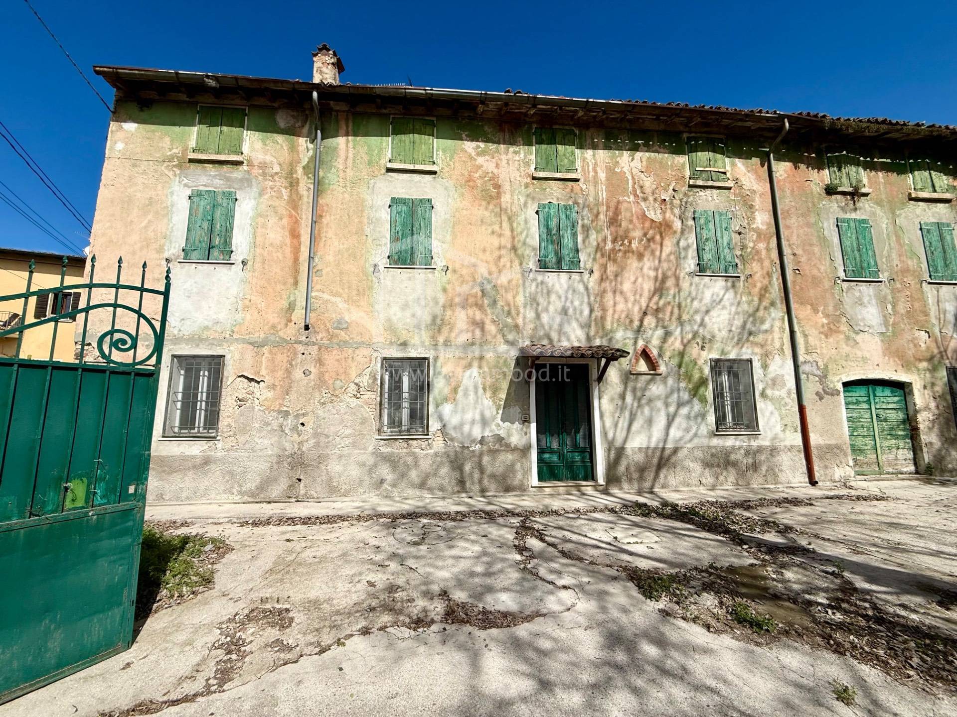 Cascina/Casale in vendita a Cavriana