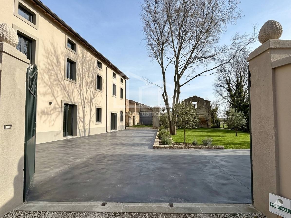 Cascina/Casale in vendita a Cavriana
