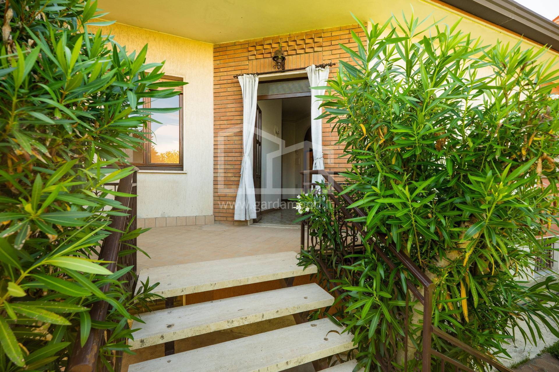 Villa singola in vendita a Monzambano