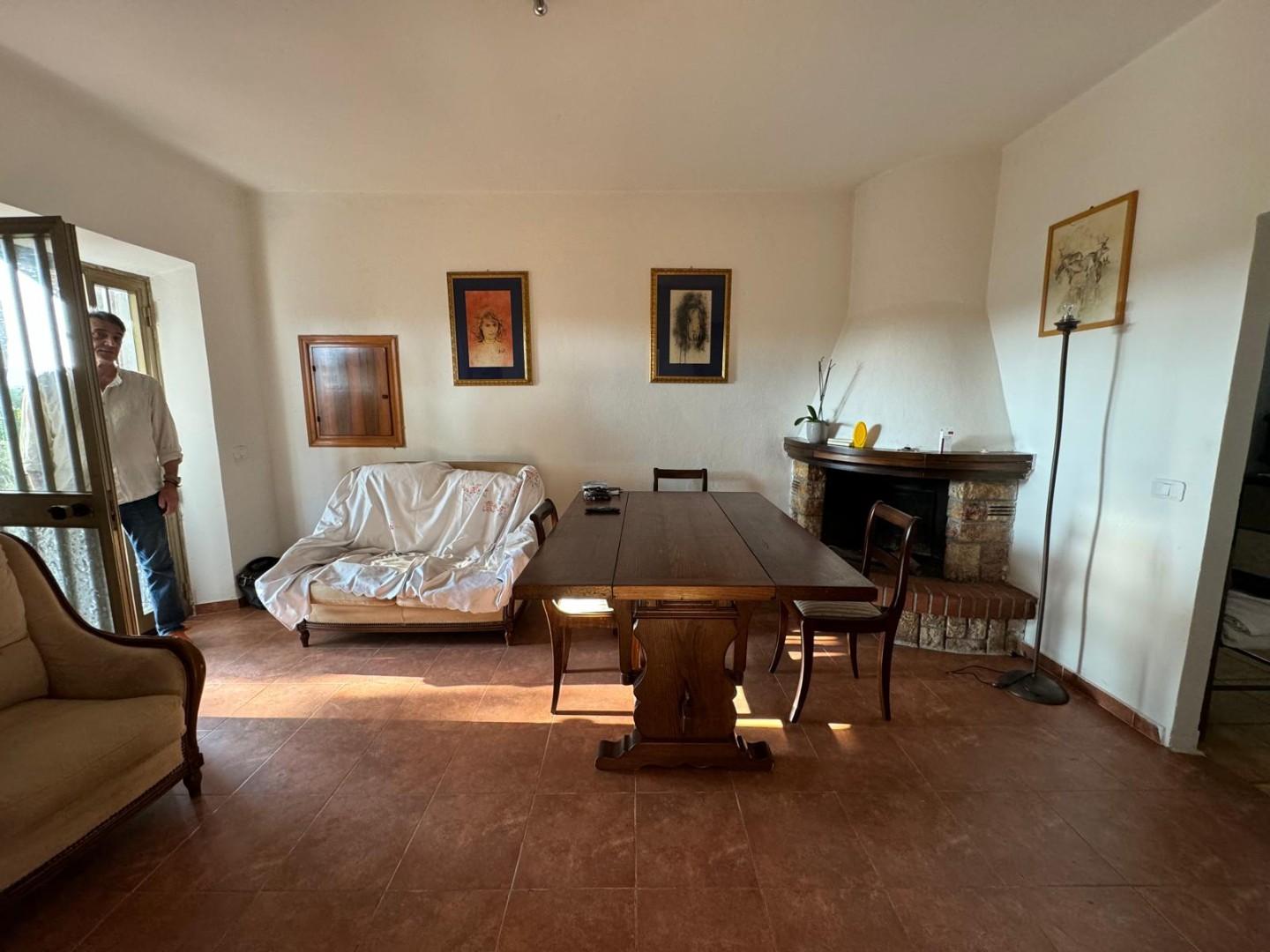 Casa indipendente con giardino, Grosseto pollino