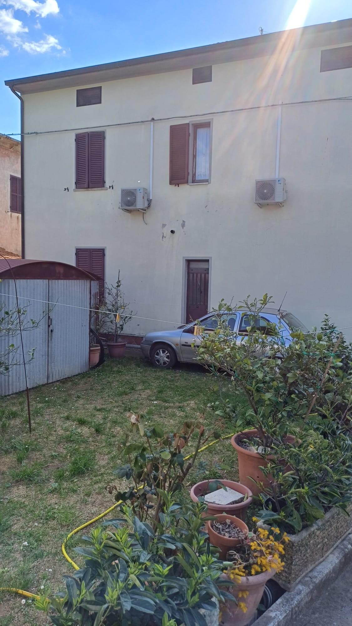 Appartamento da ristrutturare a Semproniano