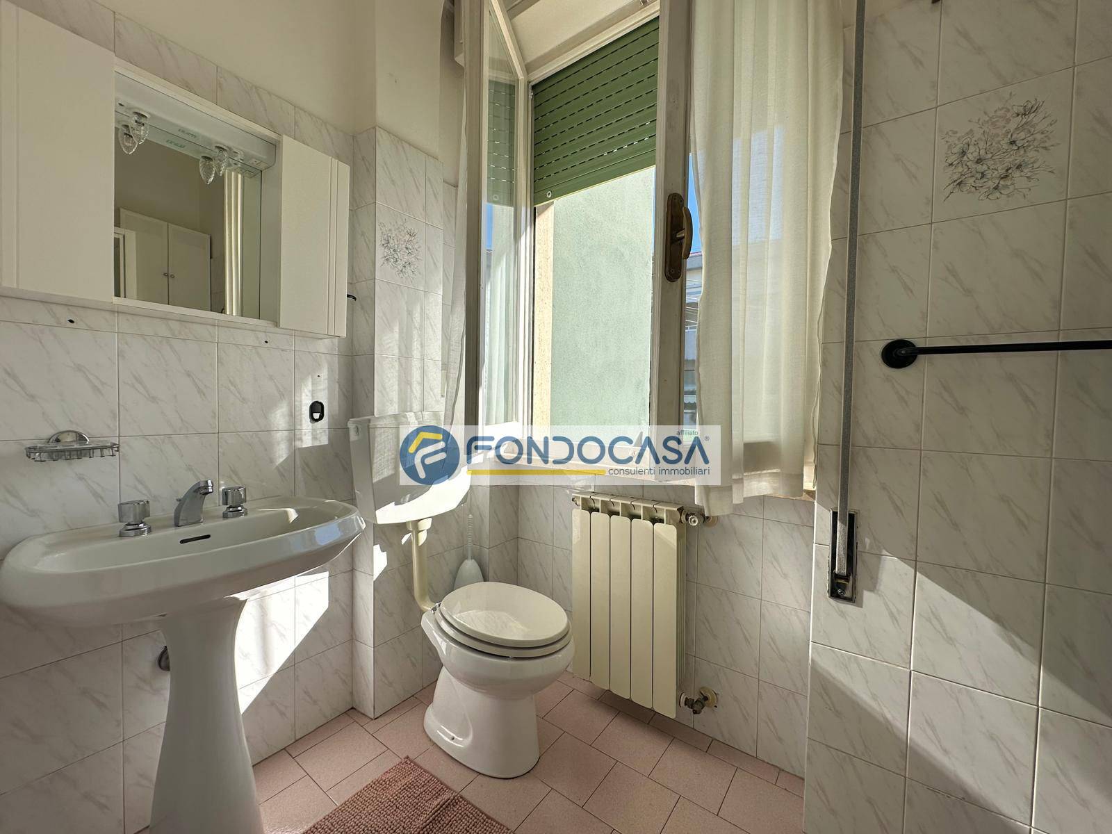 Appartamento in vendita a Massa, Marina di Massa