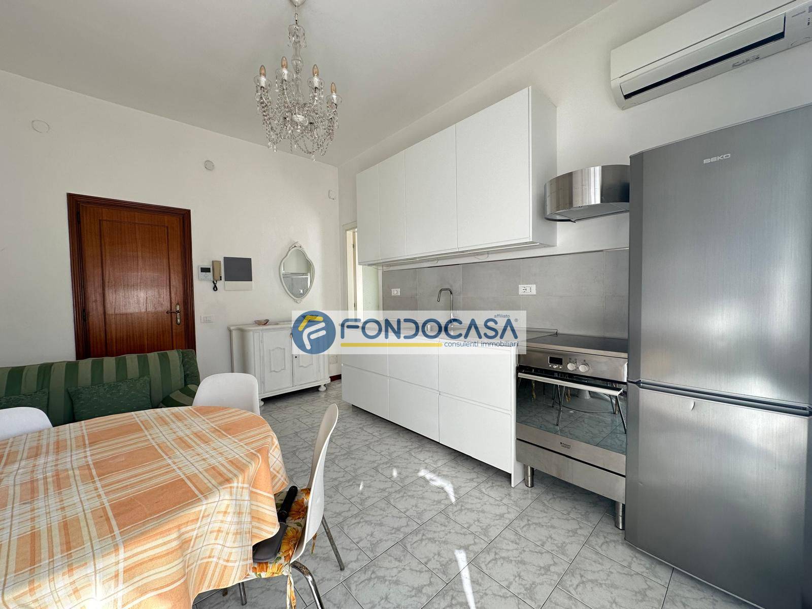 Appartamento in vendita a Massa, Marina di Massa