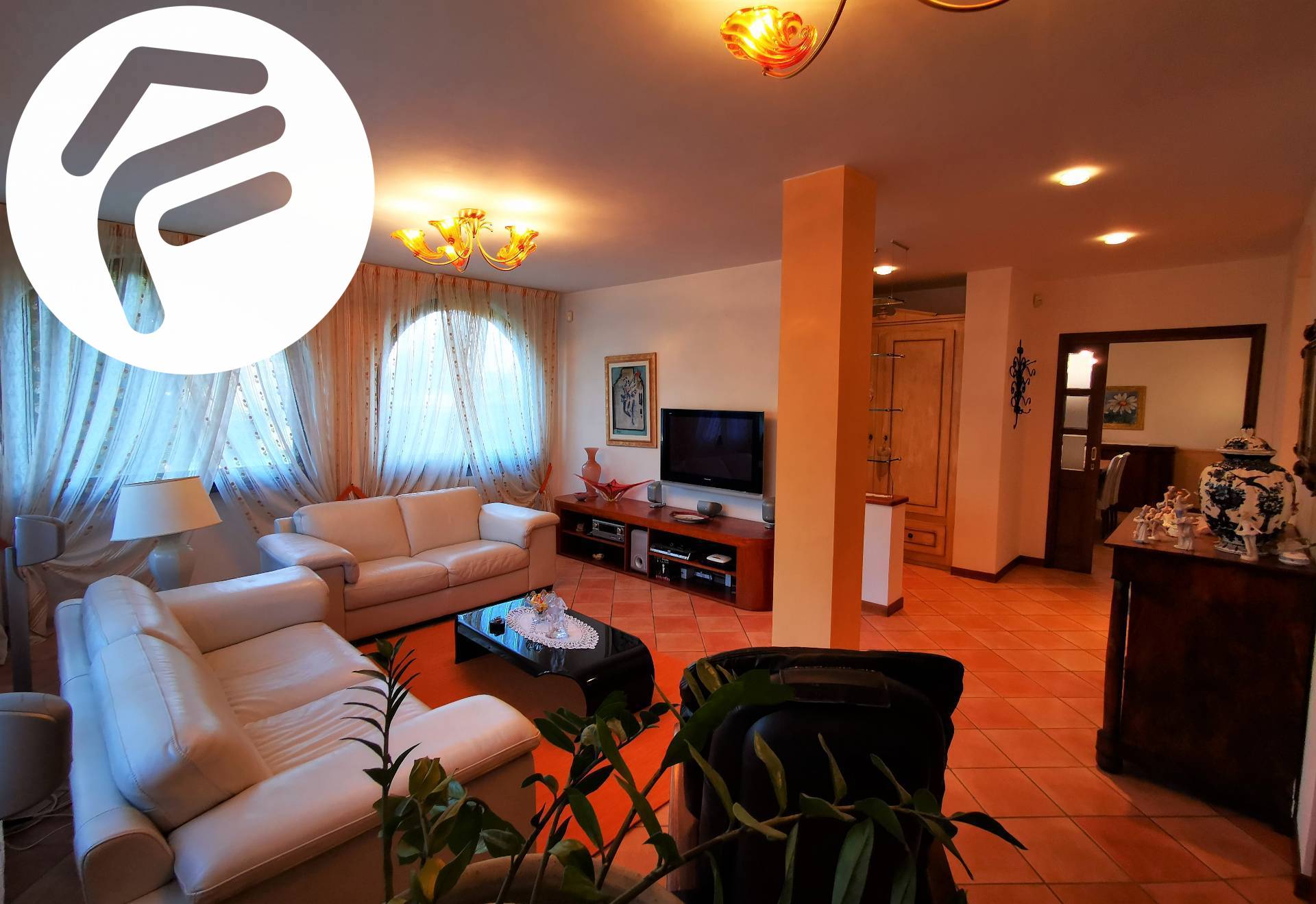 Villa in vendita a Montignoso, Renella