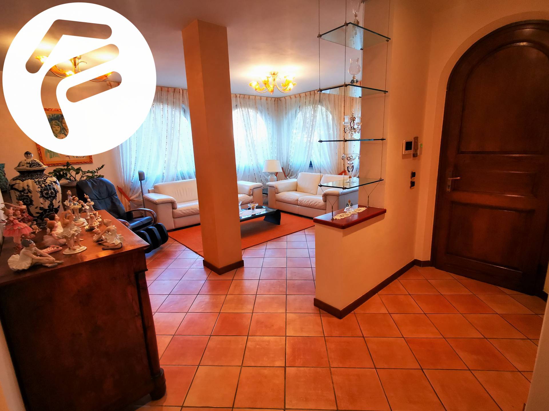 Villa in vendita a Montignoso, Renella