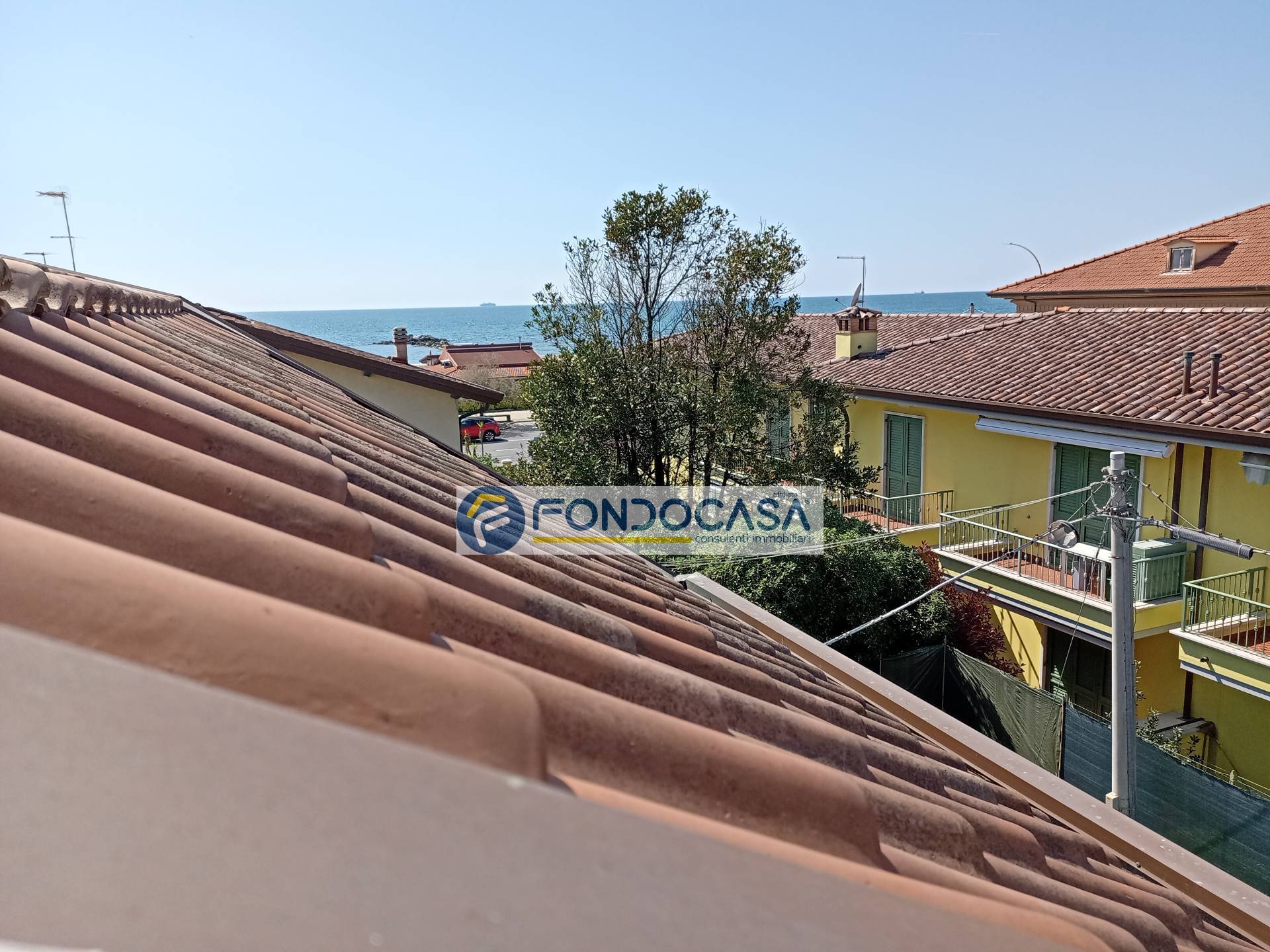 Appartamento in vendita a Massa, Marina di Massa