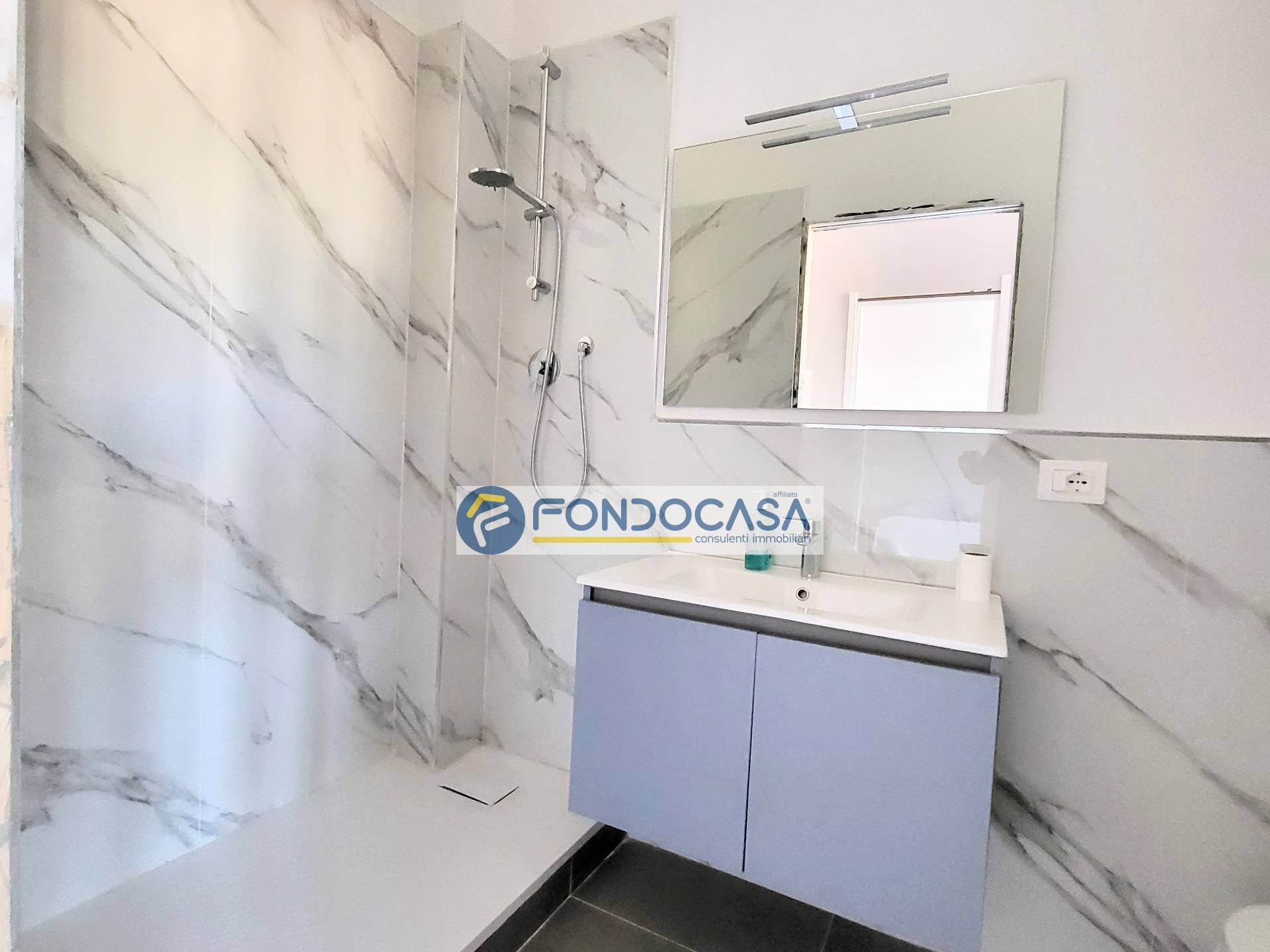 Appartamento in vendita a Carrara