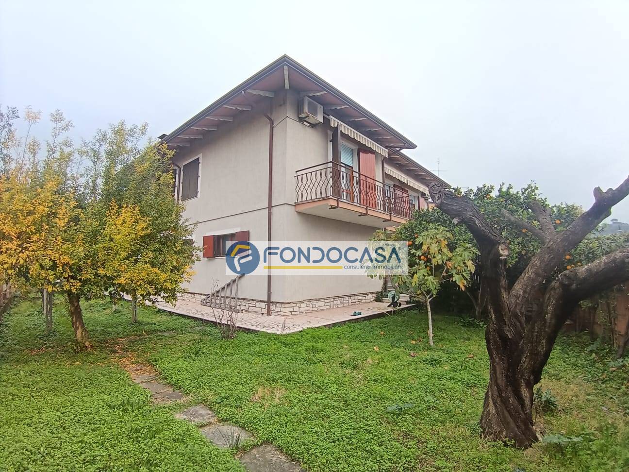 Casa singola in vendita a Carrara