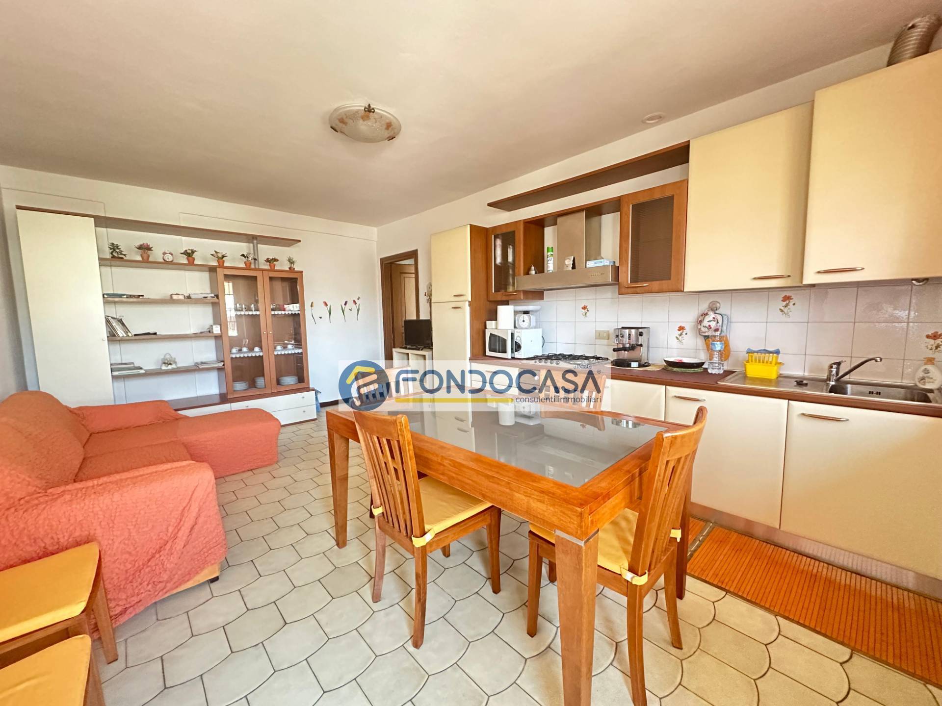 Appartamento in vendita a Massa, Marina di Massa