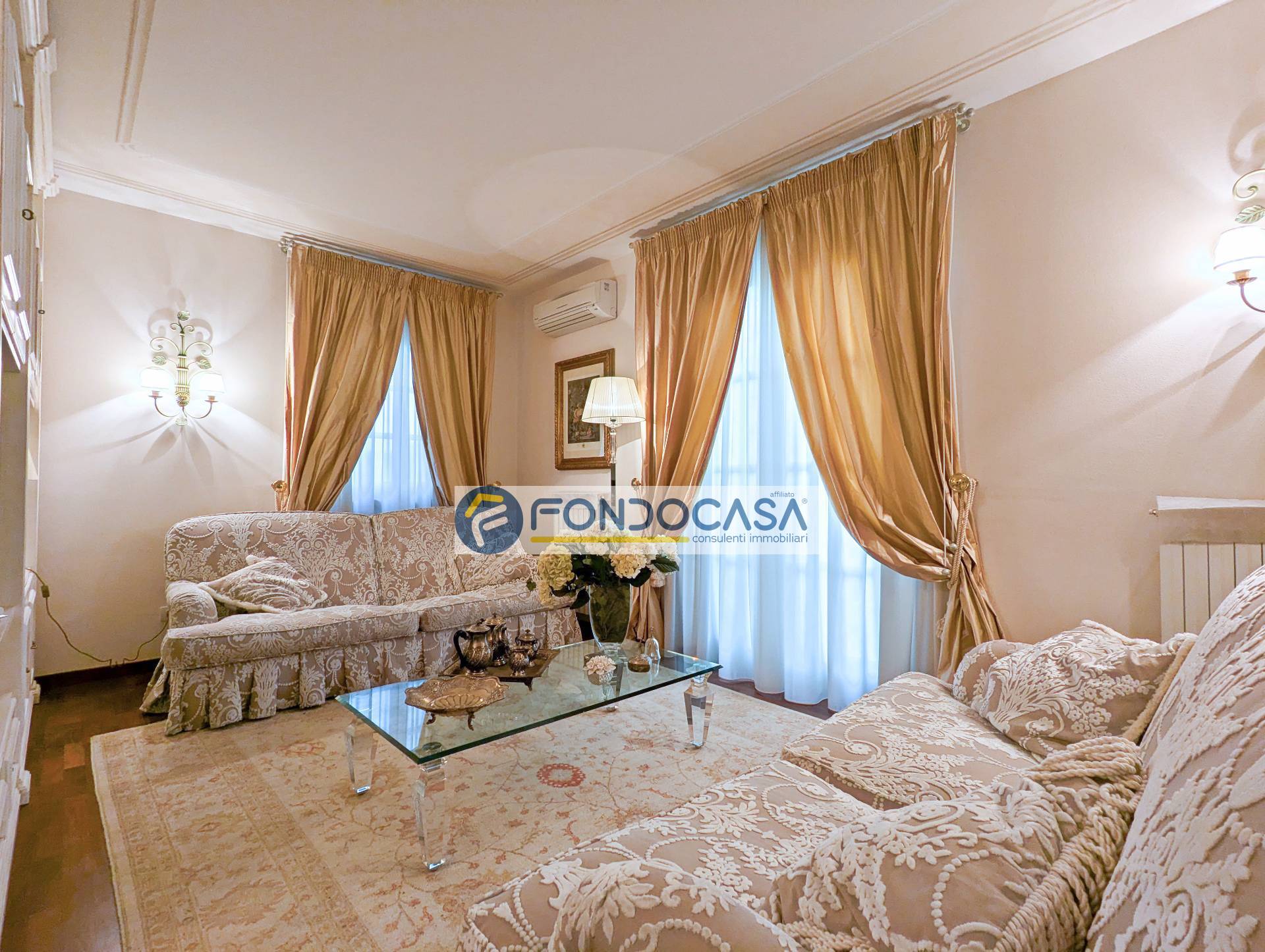 Appartamento in vendita a Massa, Centro