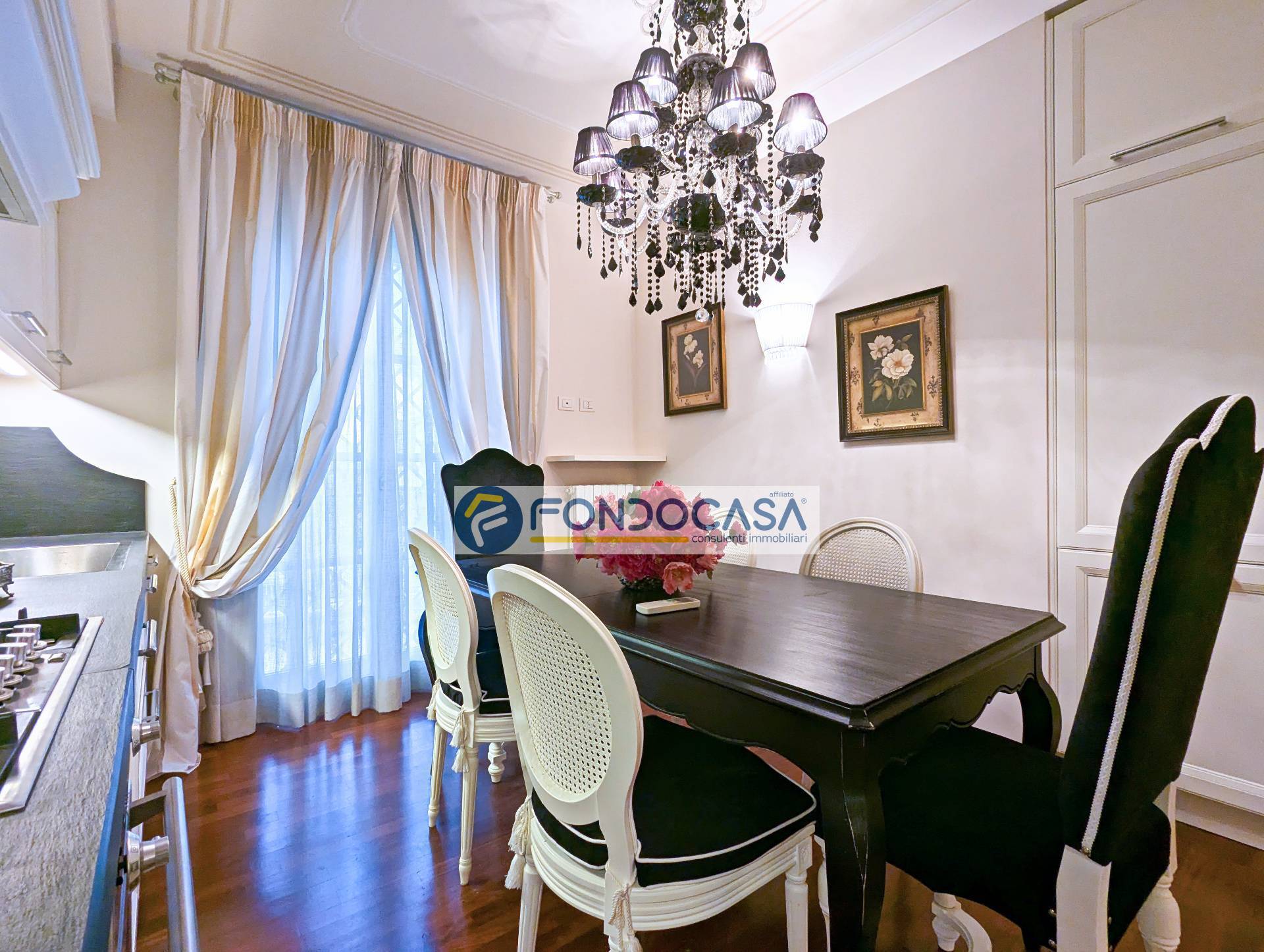 Appartamento in vendita a Massa, Centro