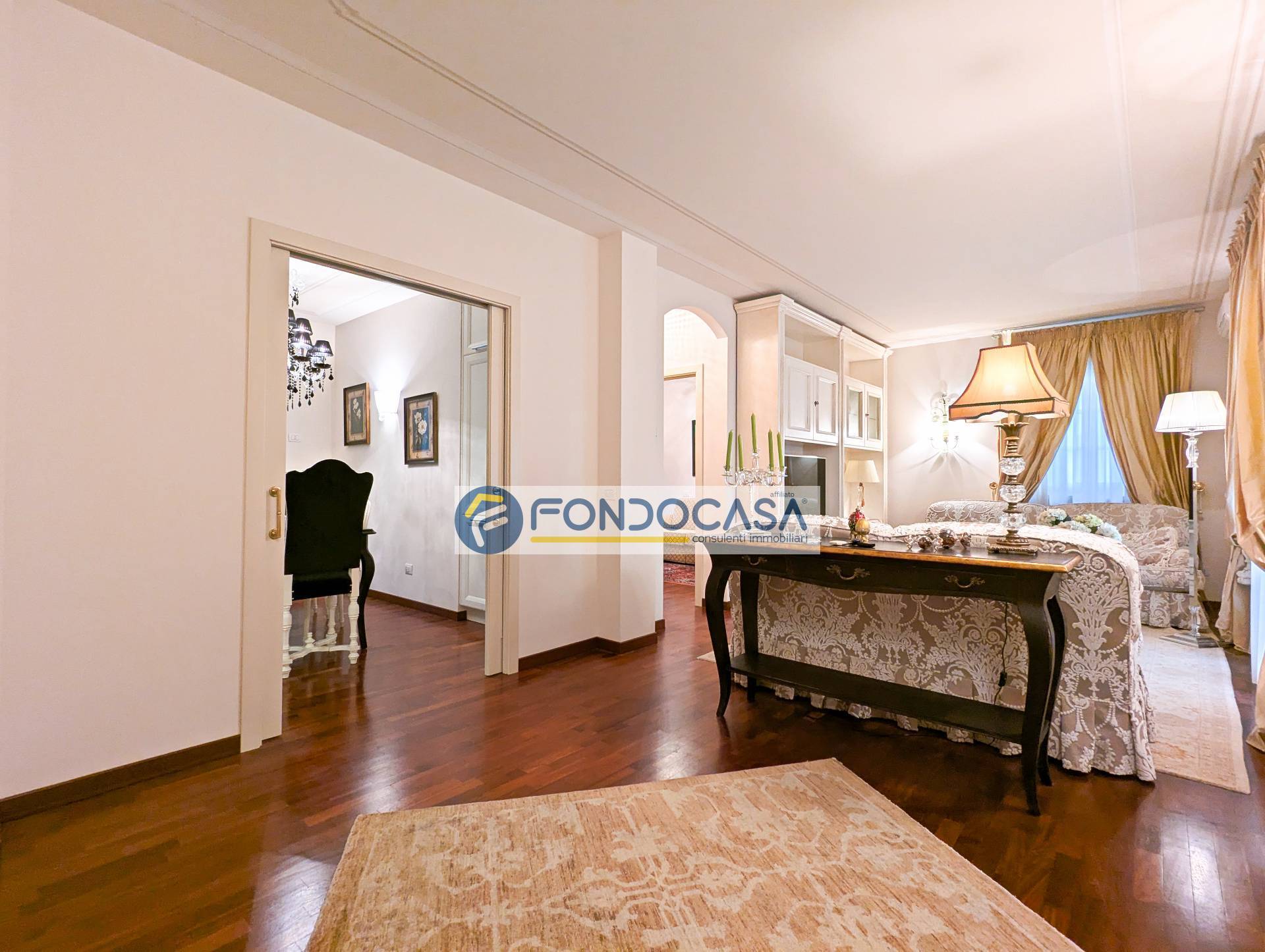 Appartamento in vendita a Massa, Centro