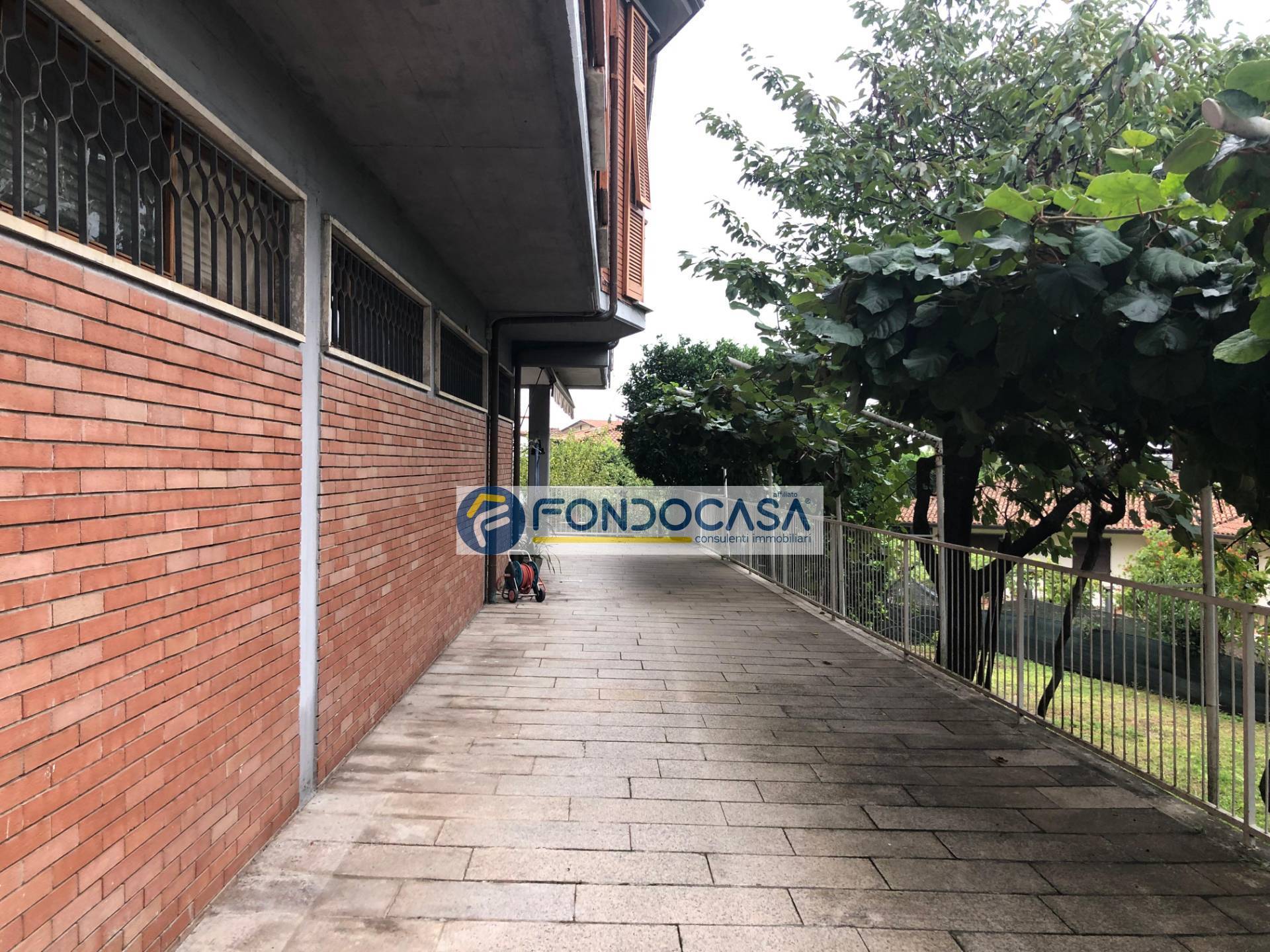 Casa indipendente in vendita a Massa, Centro