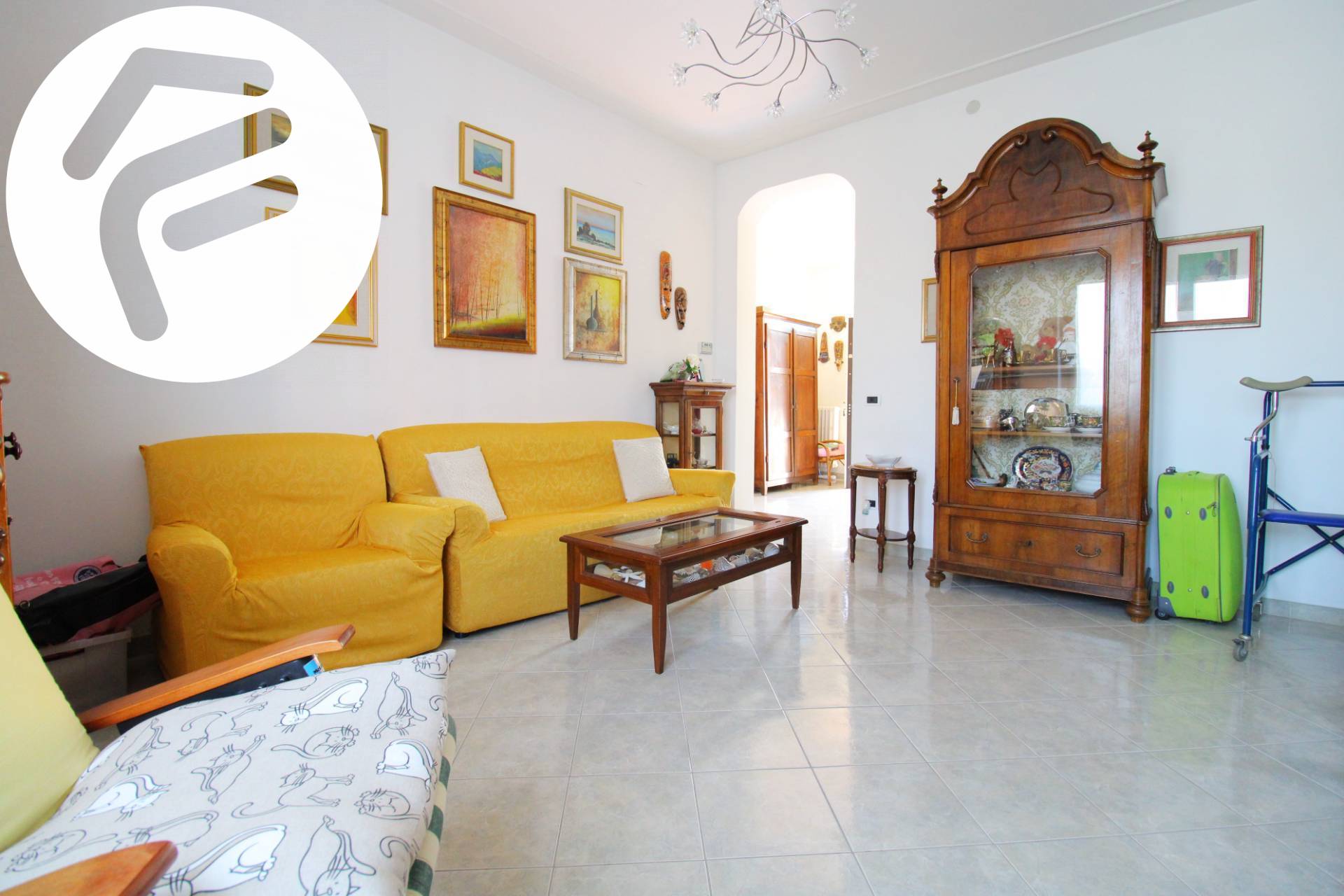 Villa trifamiliare in vendita a Massa, Marina di Massa