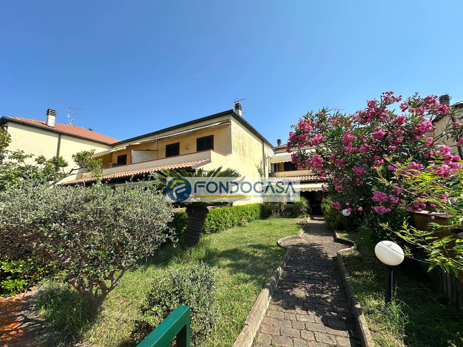 Appartamento in vendita a Luni, Luni Mare