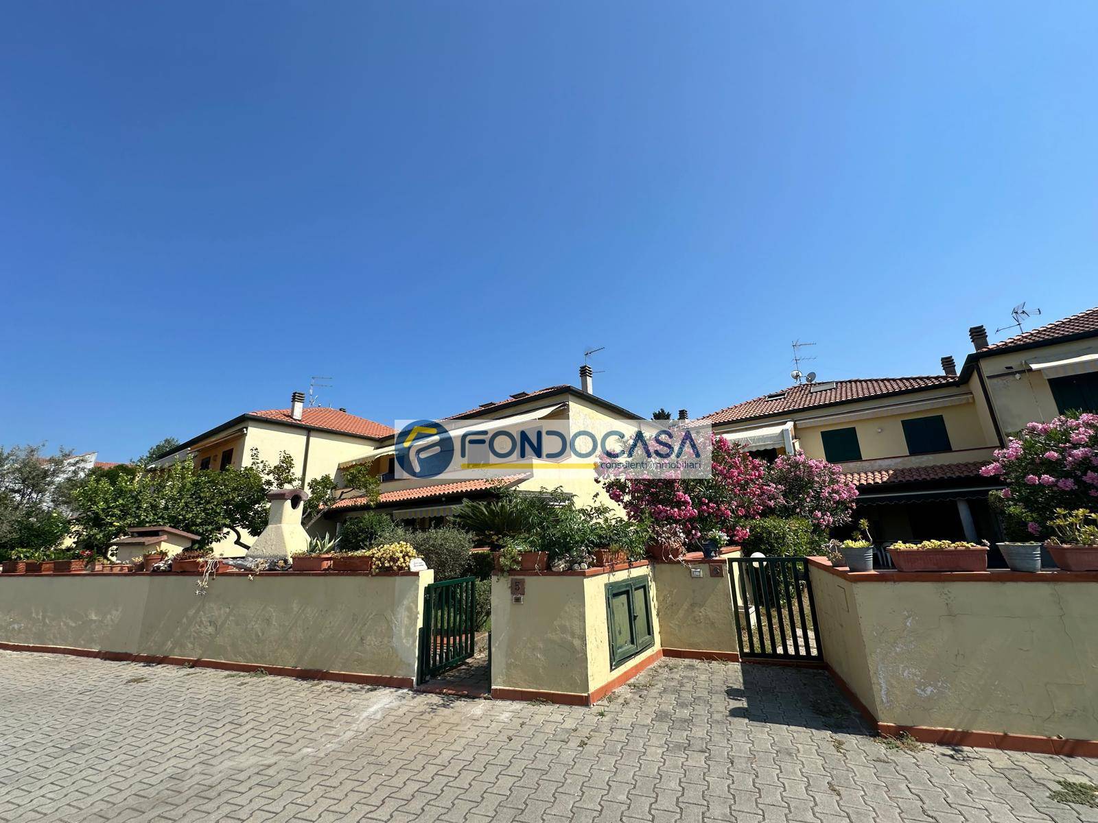 Appartamento in vendita a Luni, Luni Mare