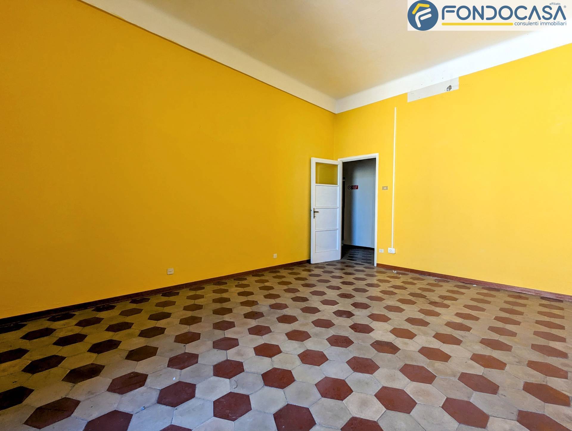 Appartamento in vendita a Massa, Centro storico