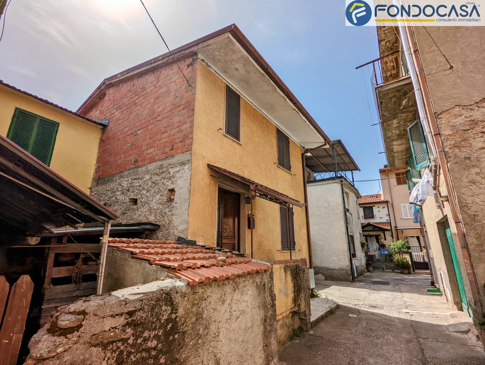 Casa indipendente in vendita a Montignoso, Capanne