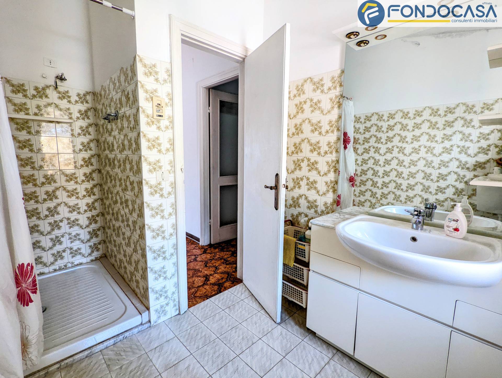 Casa indipendente in vendita a Montignoso, Capanne