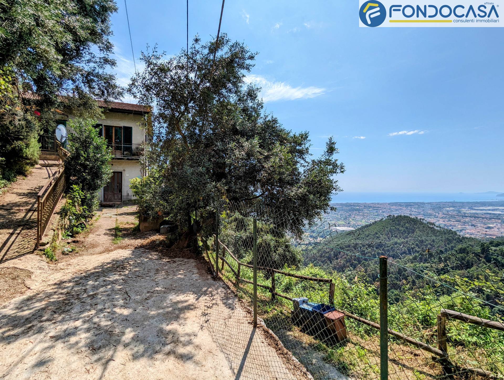 Villa in vendita a Montignoso, Cerreto