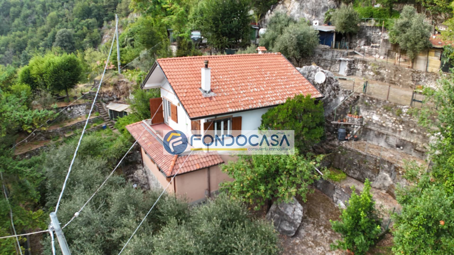 Casa singola in vendita a Massa