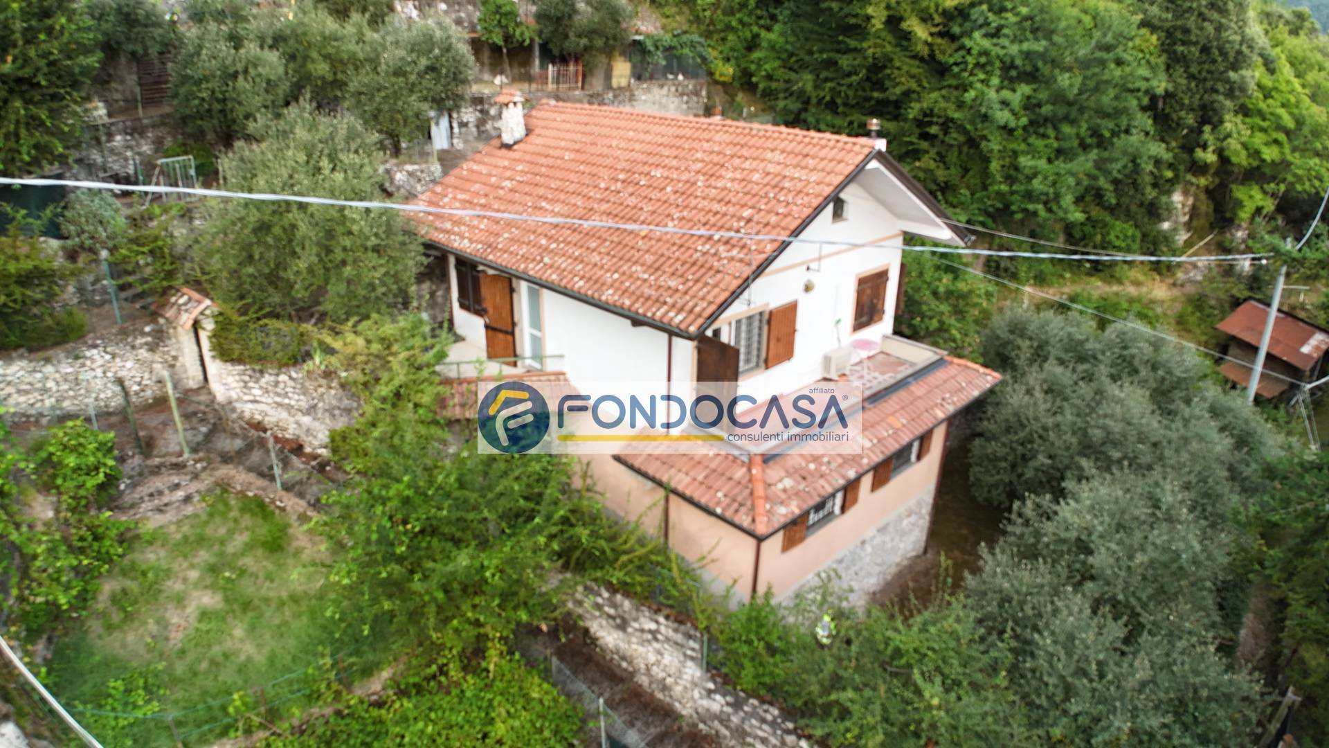 Casa singola in vendita a Massa