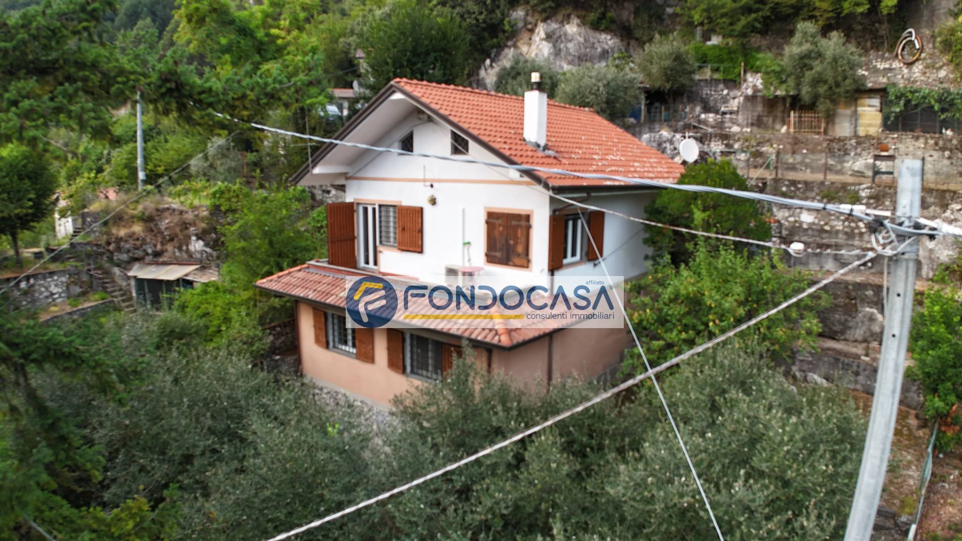 Casa singola in vendita a Massa