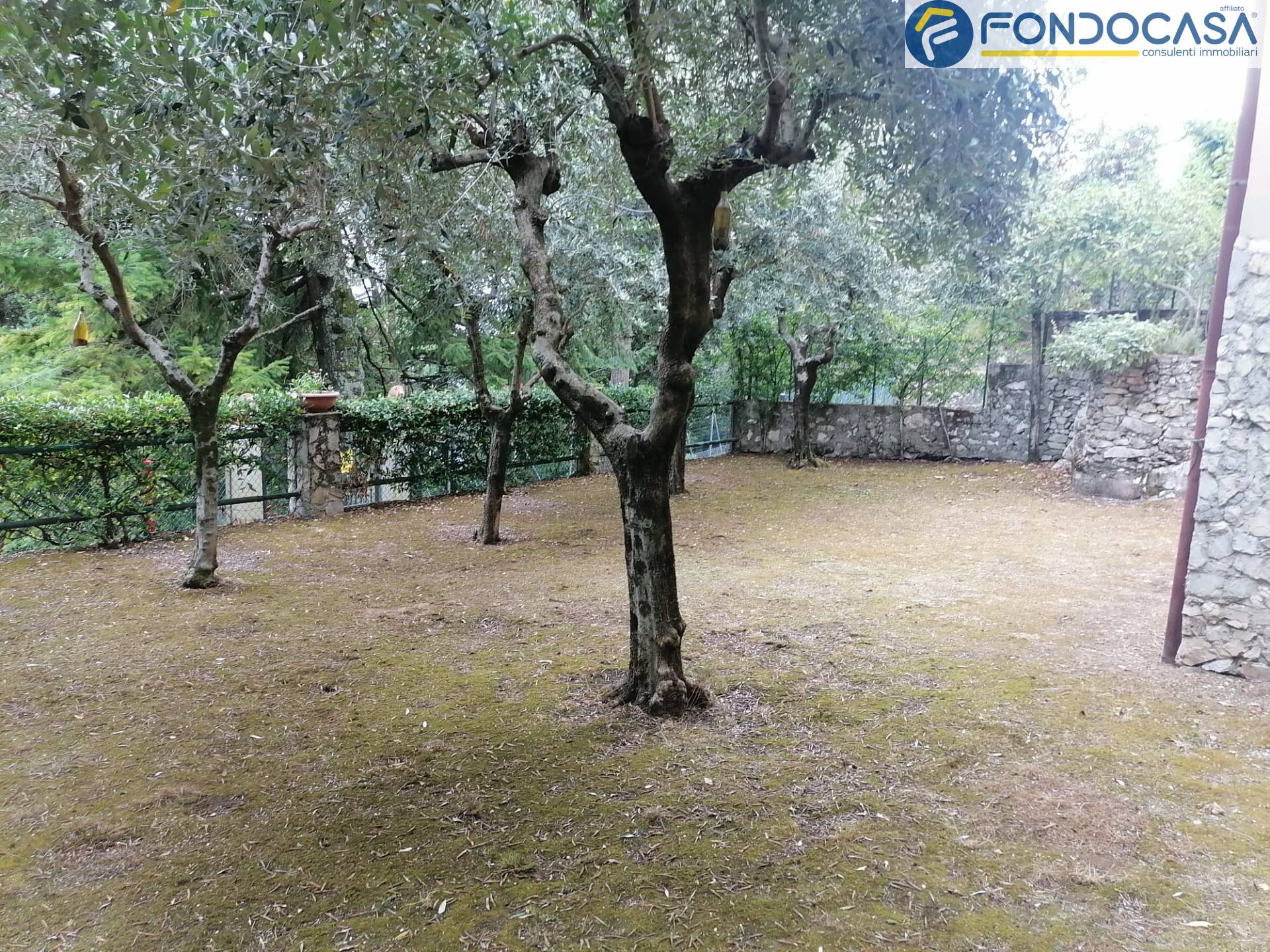 Casa singola in vendita a Massa