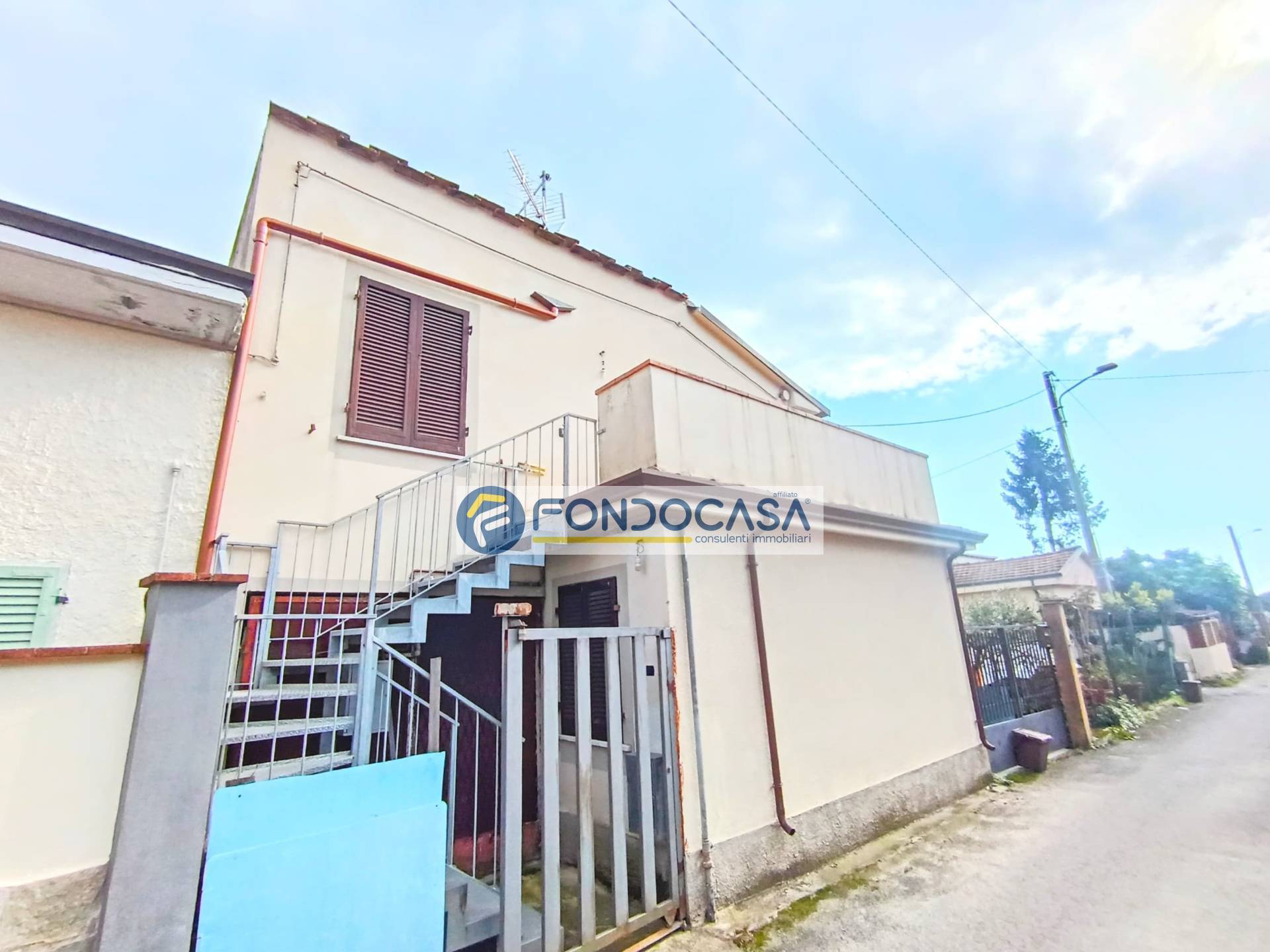 Casa semindipendente in vendita a Carrara