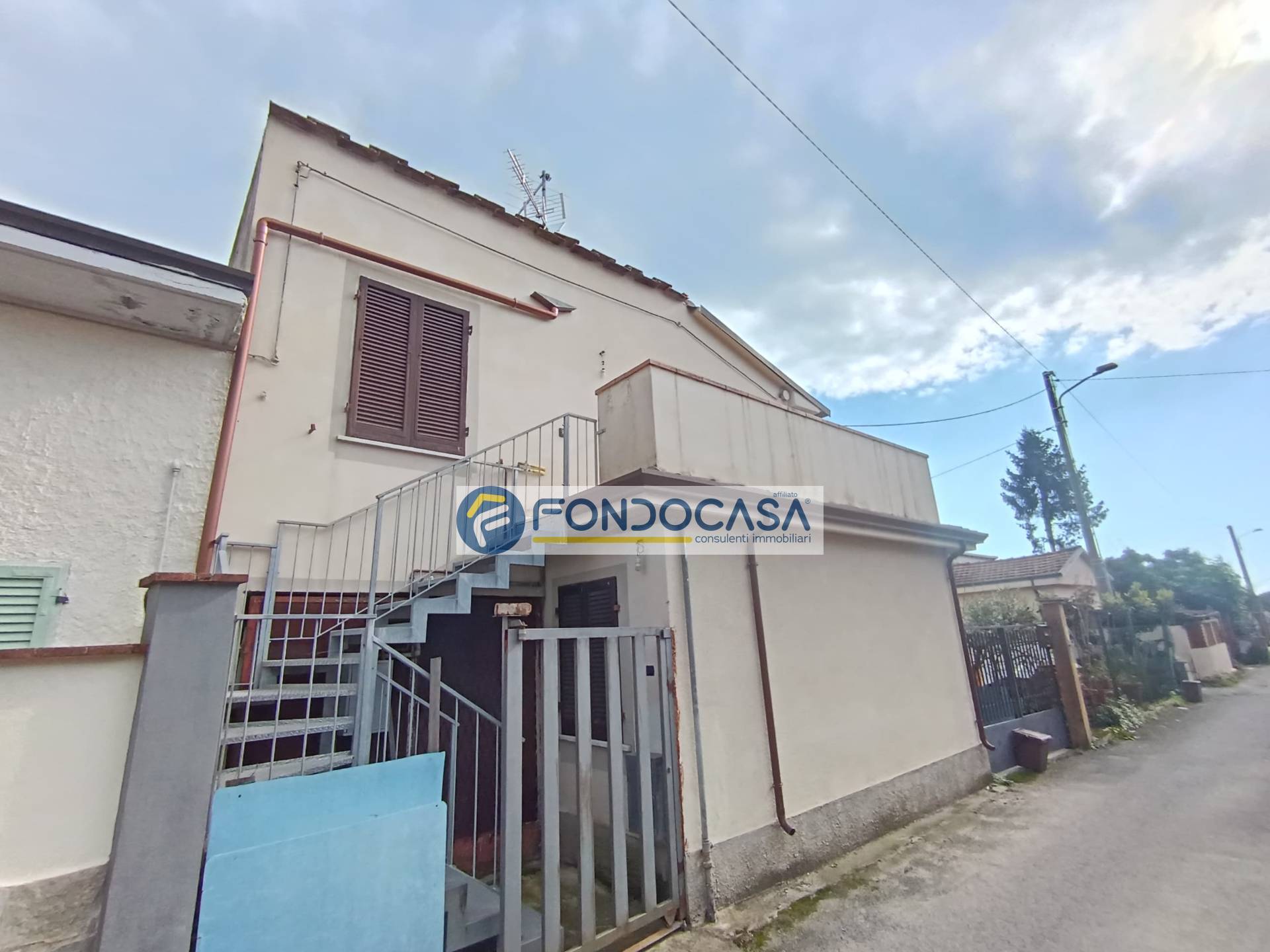 Casa semindipendente in vendita a Carrara