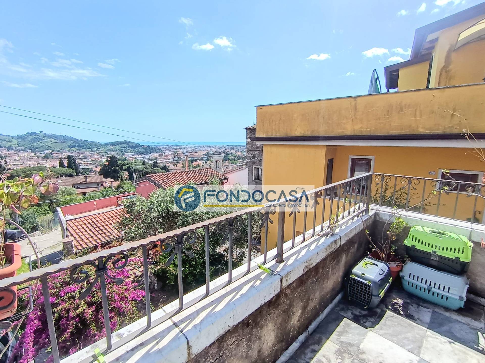 Semindipendente in vendita a Carrara